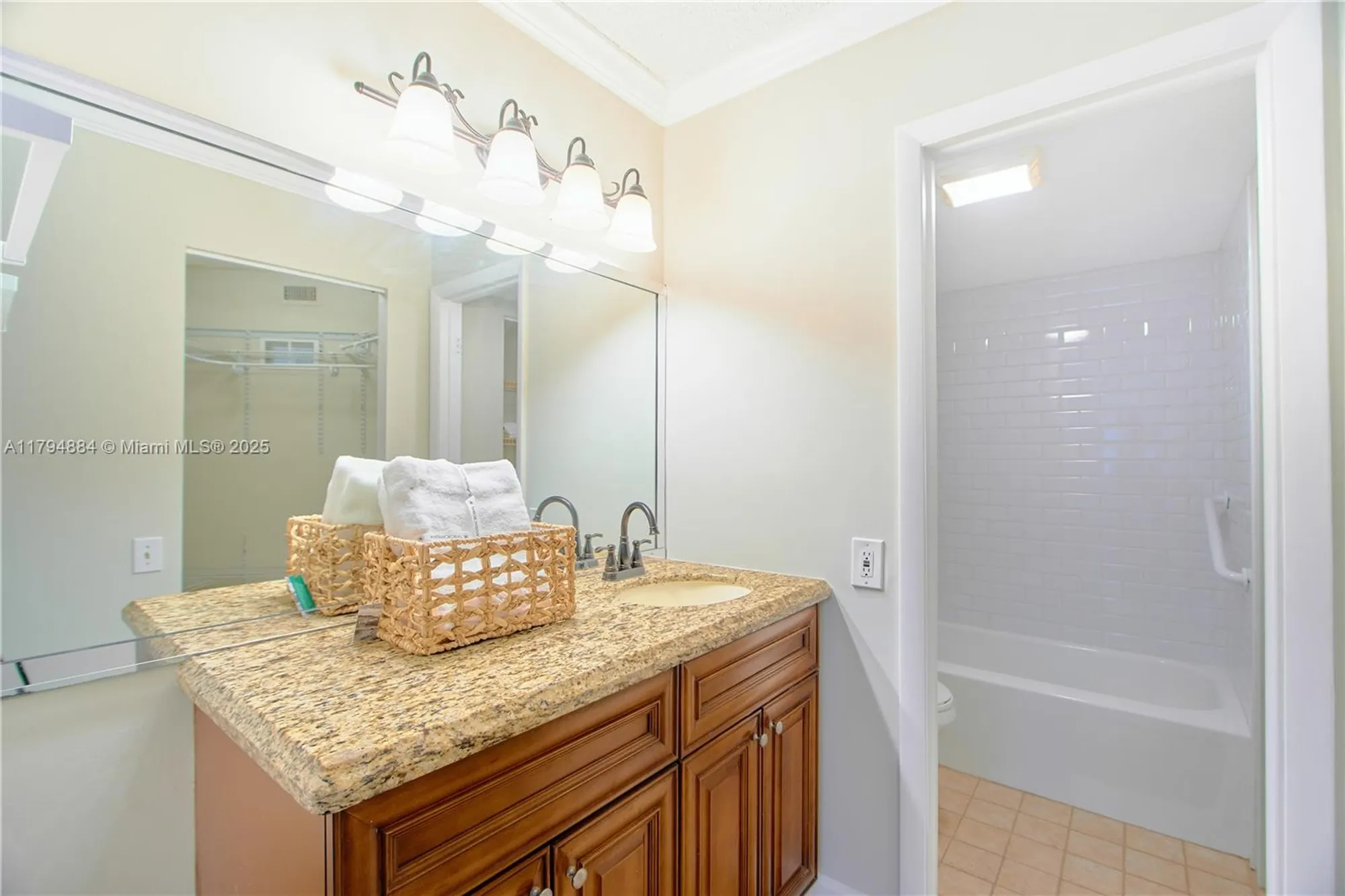 Property Slideshow image 19 of 39 | 9150 lime bay blvd apt 201, Tamarac, FL, 33321