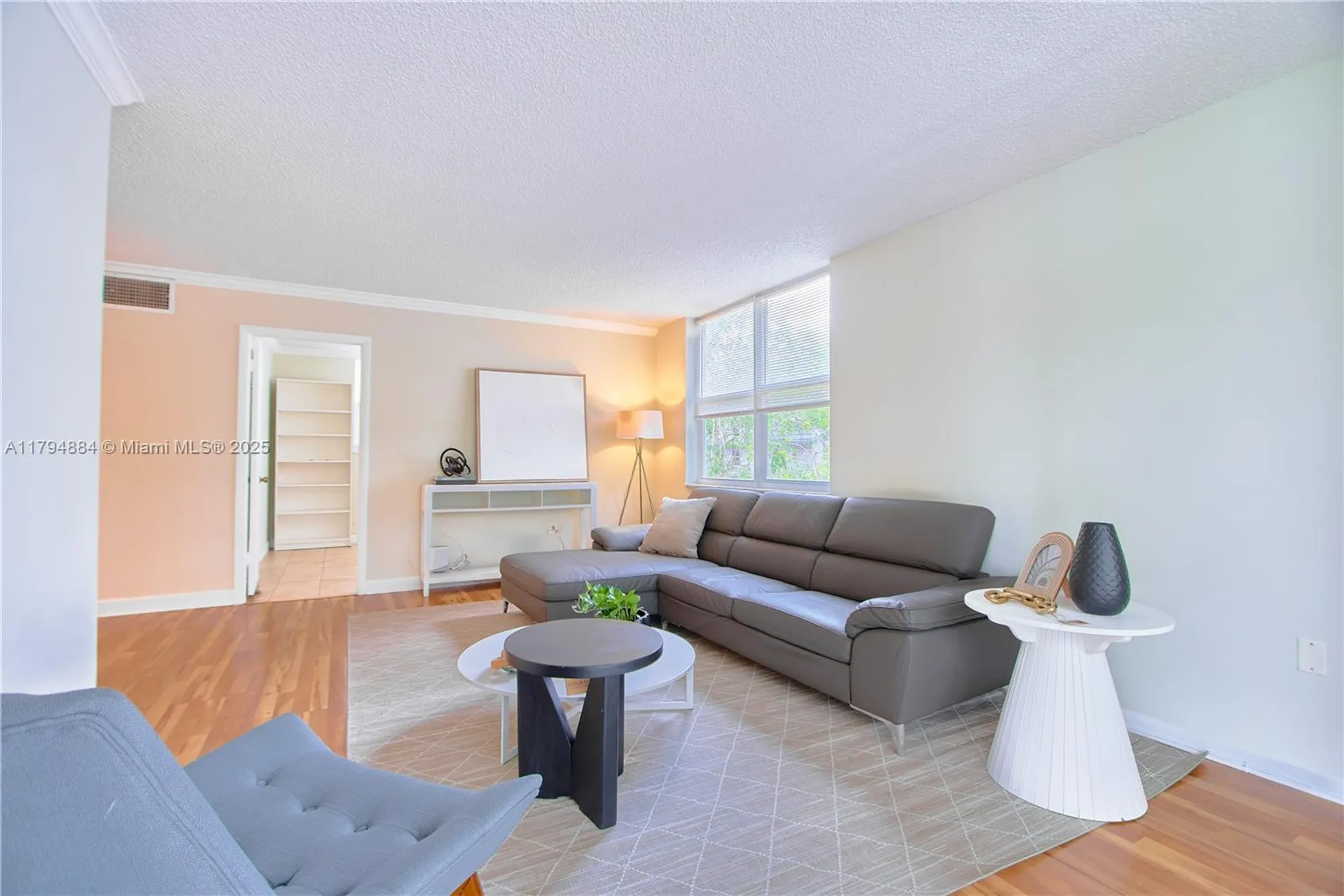 Property Slideshow image 13 of 39 | 9150 lime bay blvd apt 201, Tamarac, FL, 33321