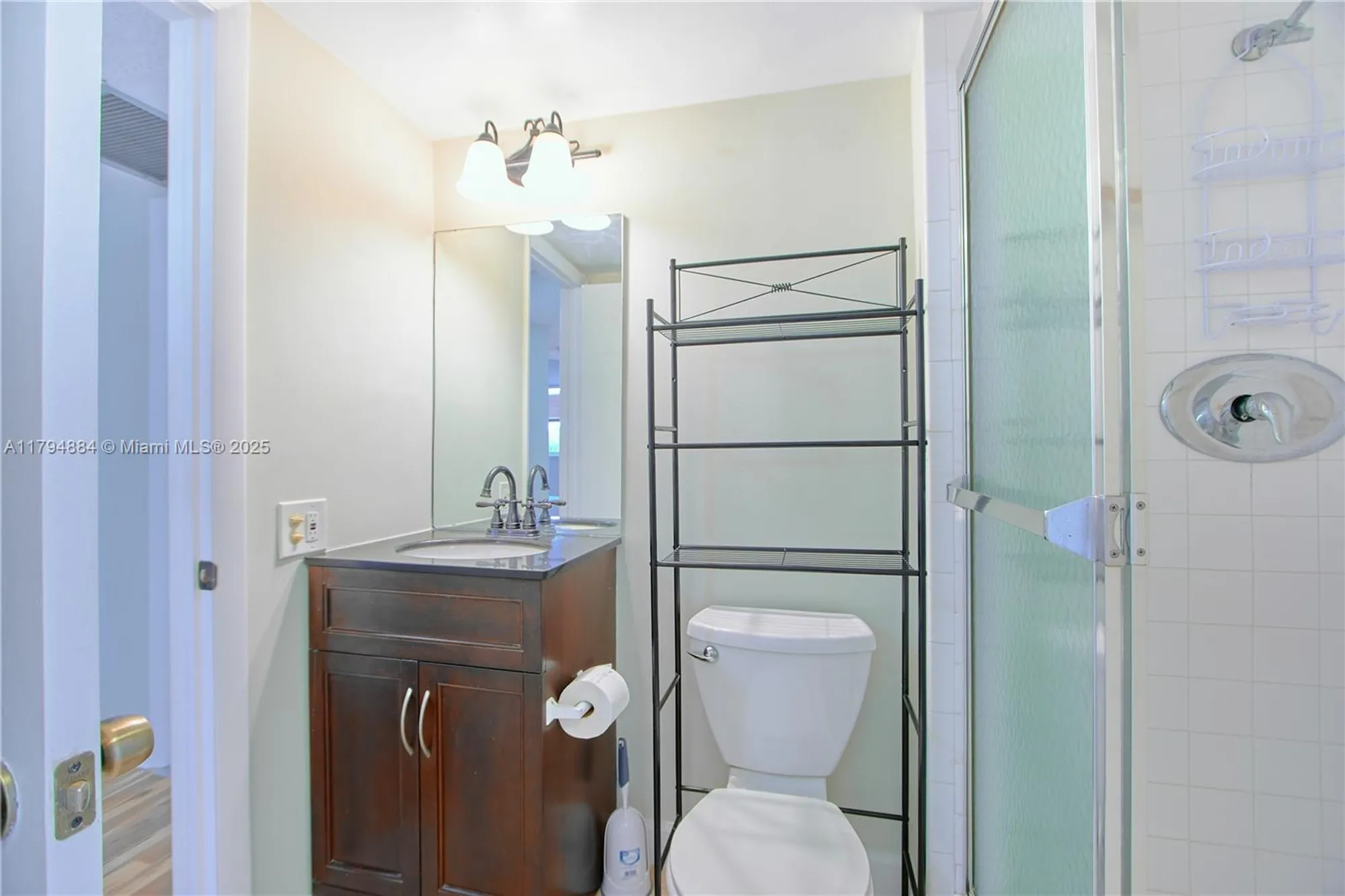 Property Slideshow image 25 of 39 | 9150 lime bay blvd apt 201, Tamarac, FL, 33321