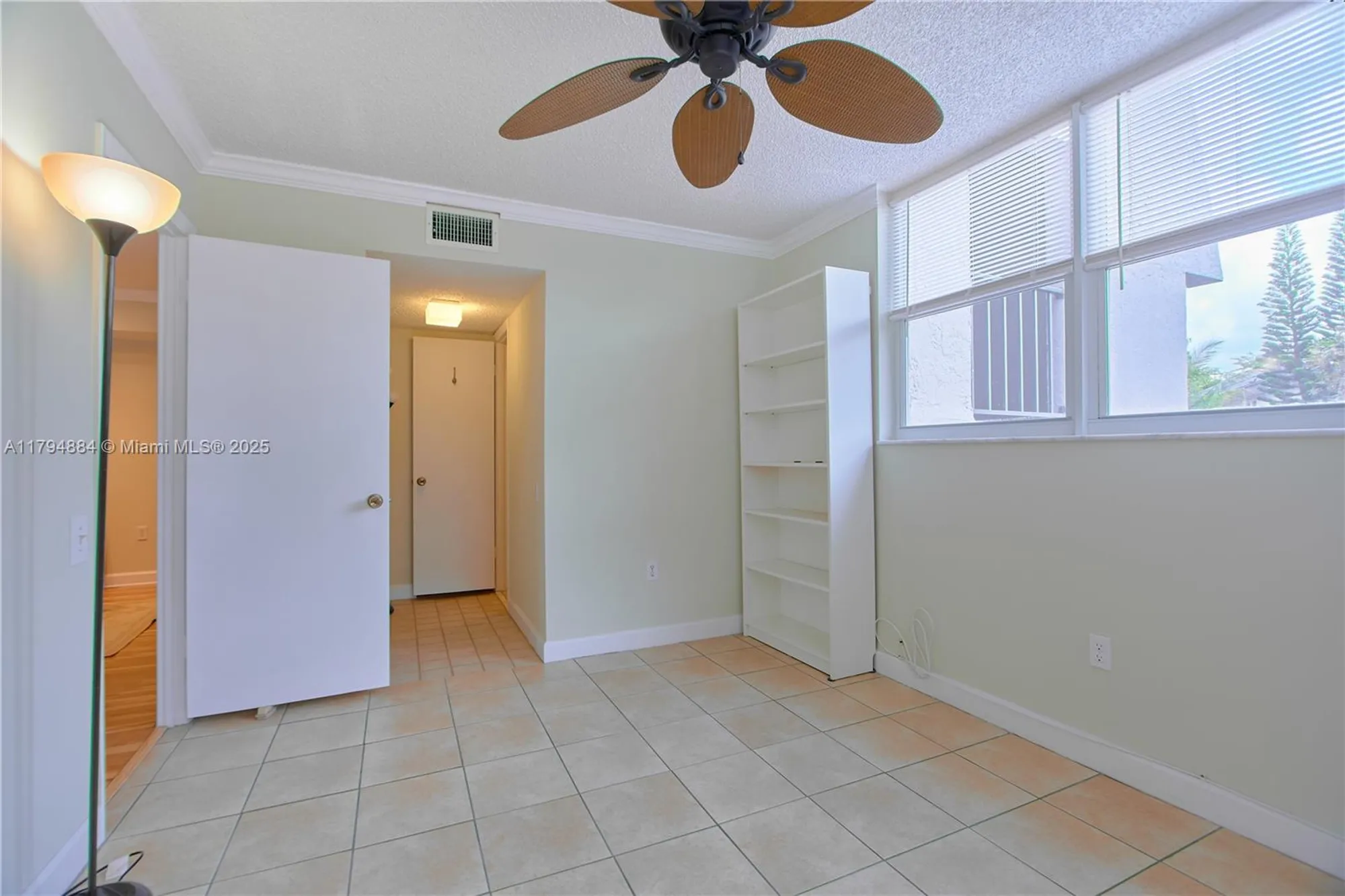 Property Slideshow image 23 of 39 | 9150 lime bay blvd apt 201, Tamarac, FL, 33321