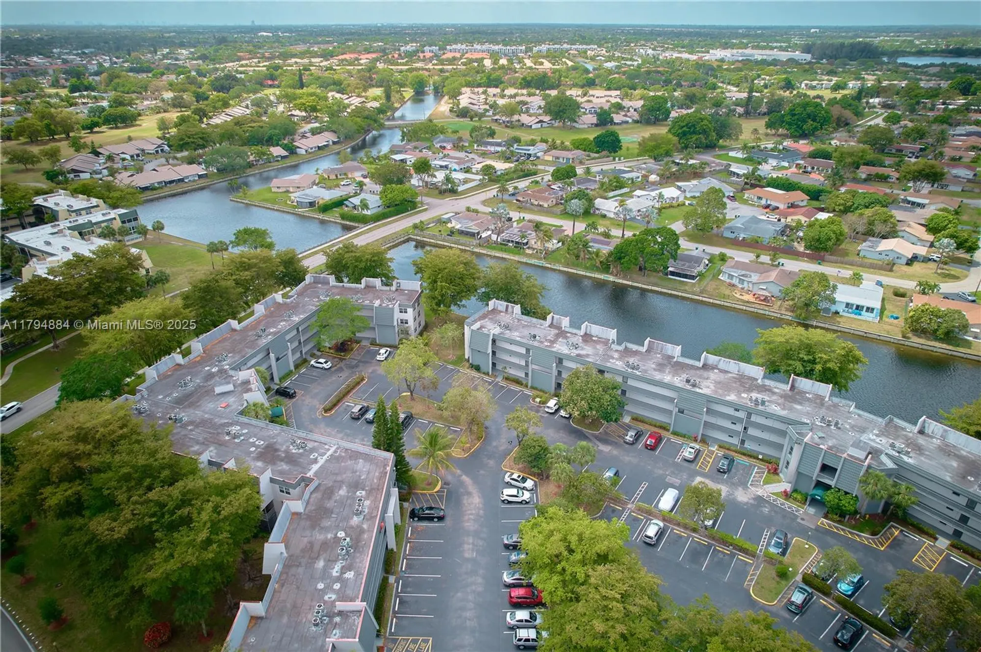 Property Slideshow image 33 of 39 | 9150 lime bay blvd apt 201, Tamarac, FL, 33321