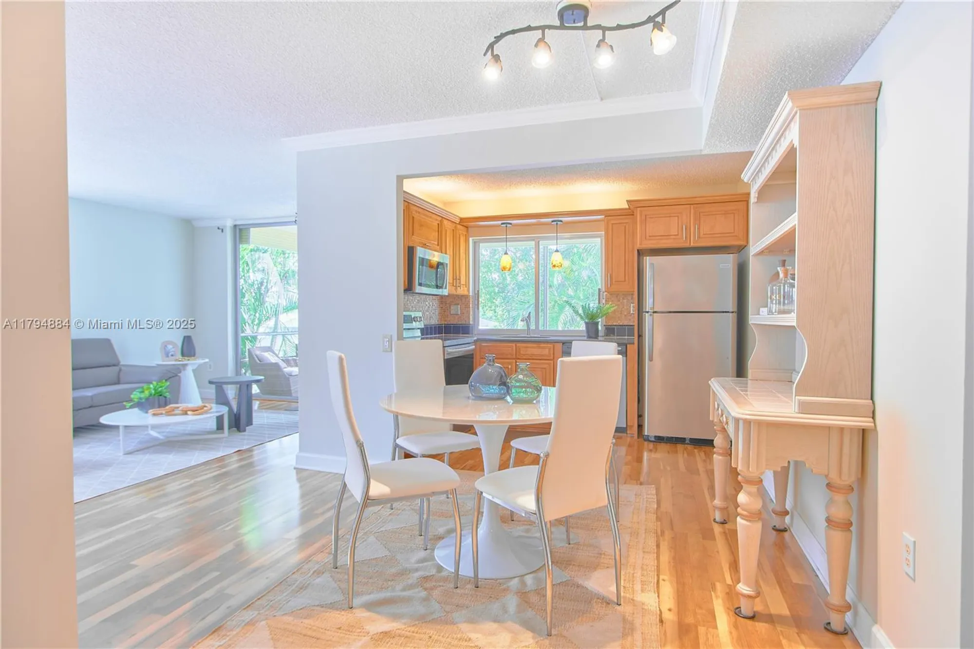 Property Slideshow image 7 of 39 | 9150 lime bay blvd apt 201, Tamarac, FL, 33321
