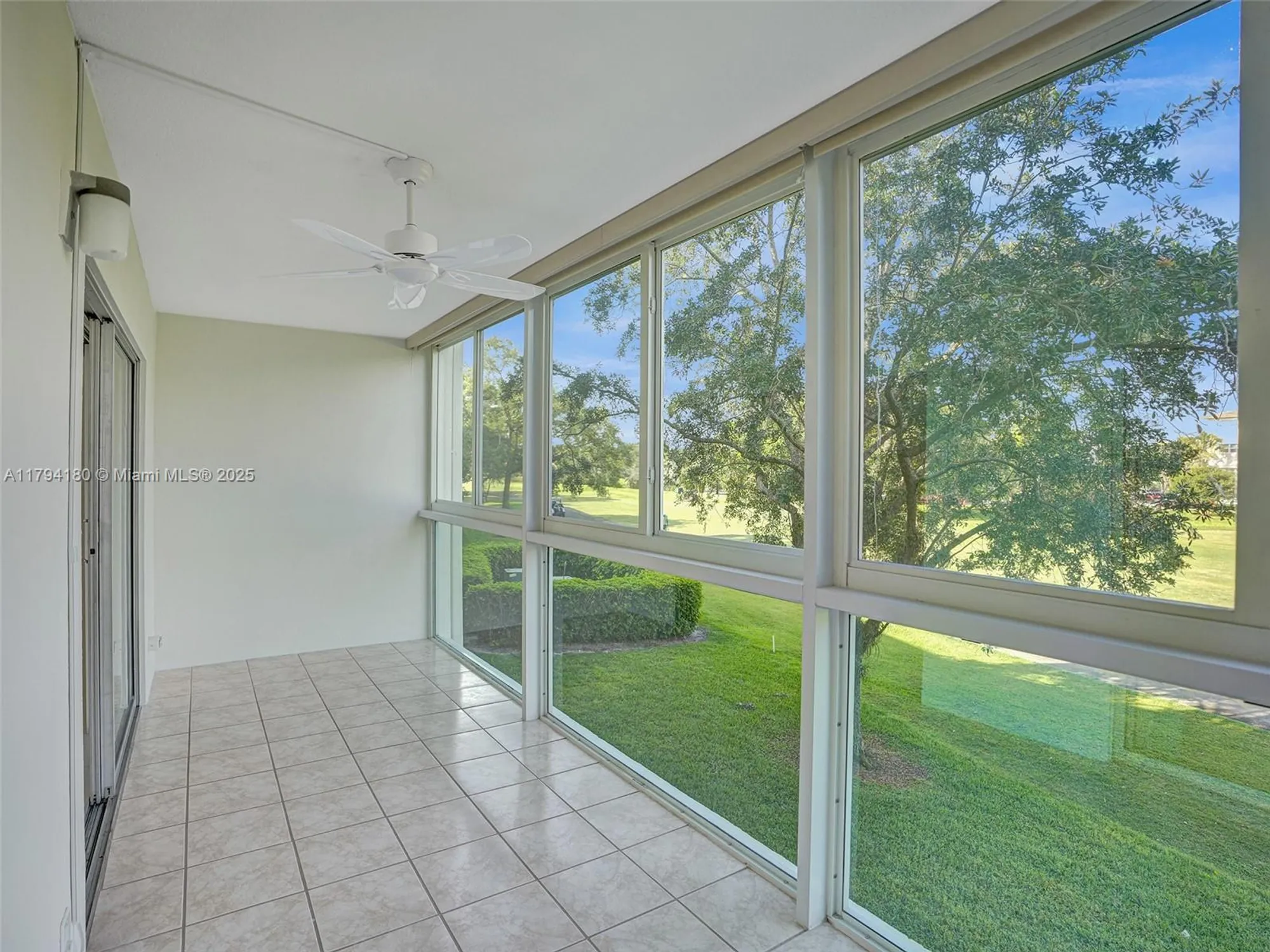 Property Slideshow image 17 of 48 | 3501 bimini ln k2, Coconut Creek, FL, 33066