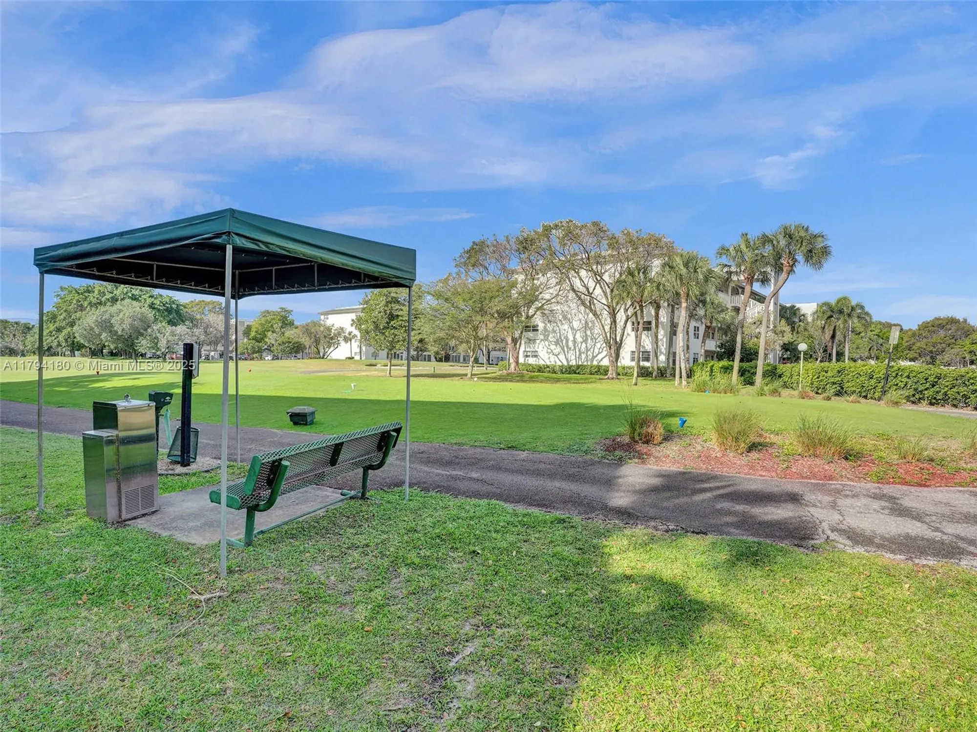 Property Slideshow image 19 of 48 | 3501 bimini ln k2, Coconut Creek, FL, 33066