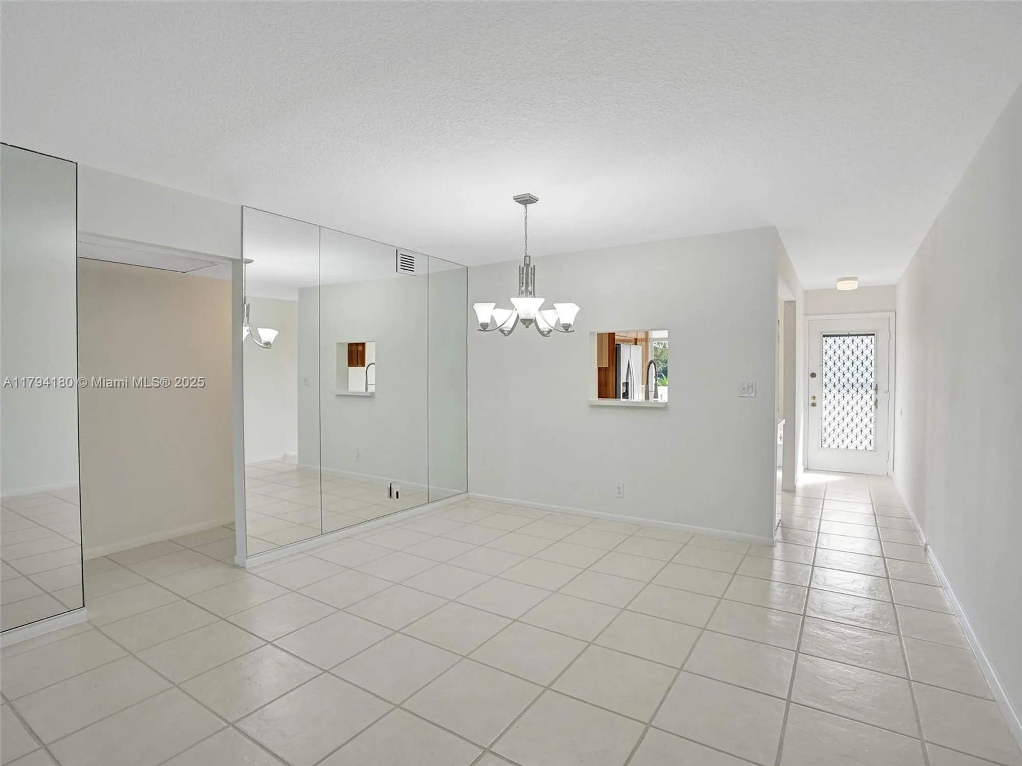 Property Slideshow image 5 of 48 | 3501 bimini ln k2, Coconut Creek, FL, 33066