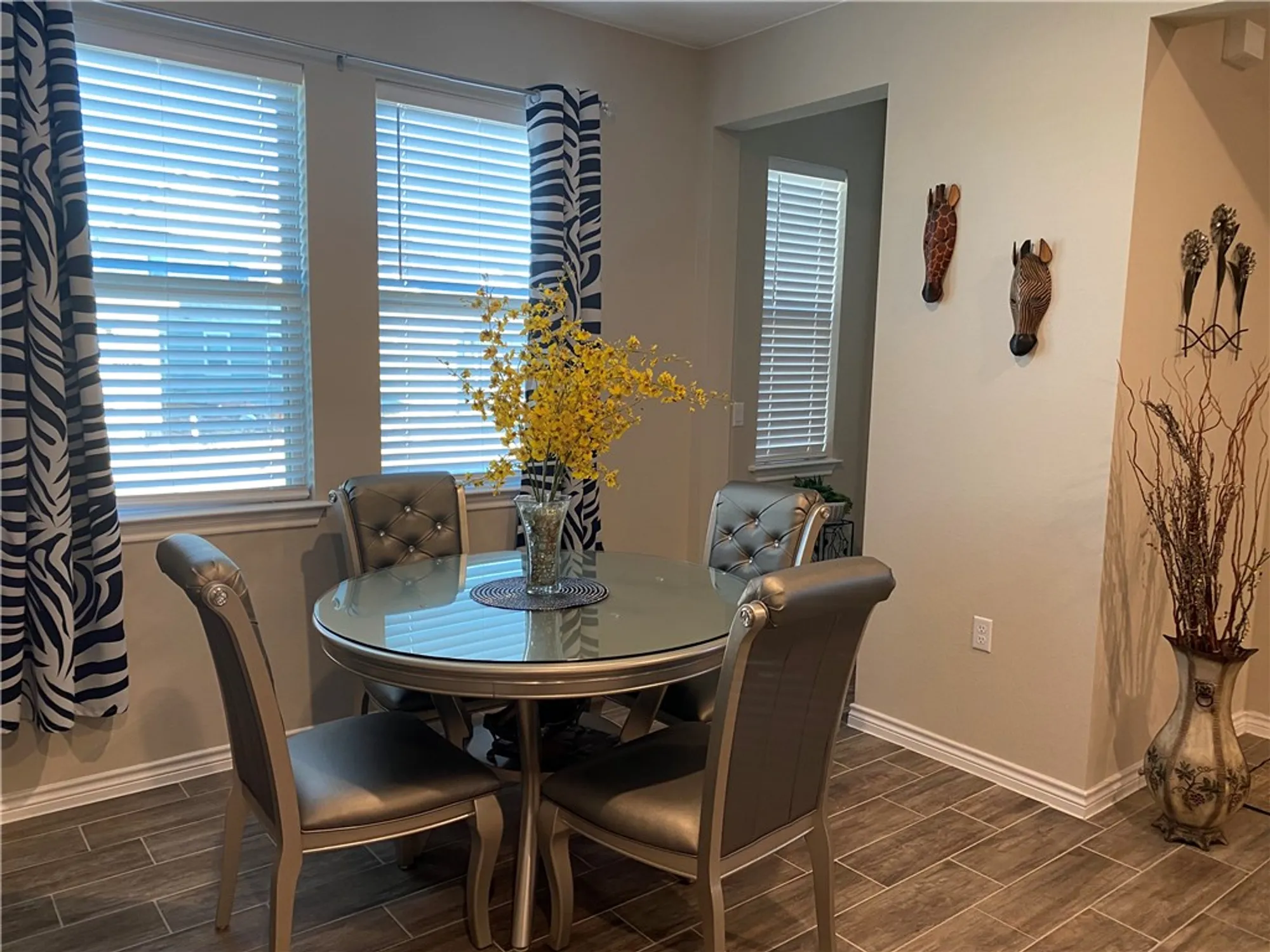 Property Slideshow image 10 of 35 | 117 bolivar way # 101, San Marcos, TX, 78666