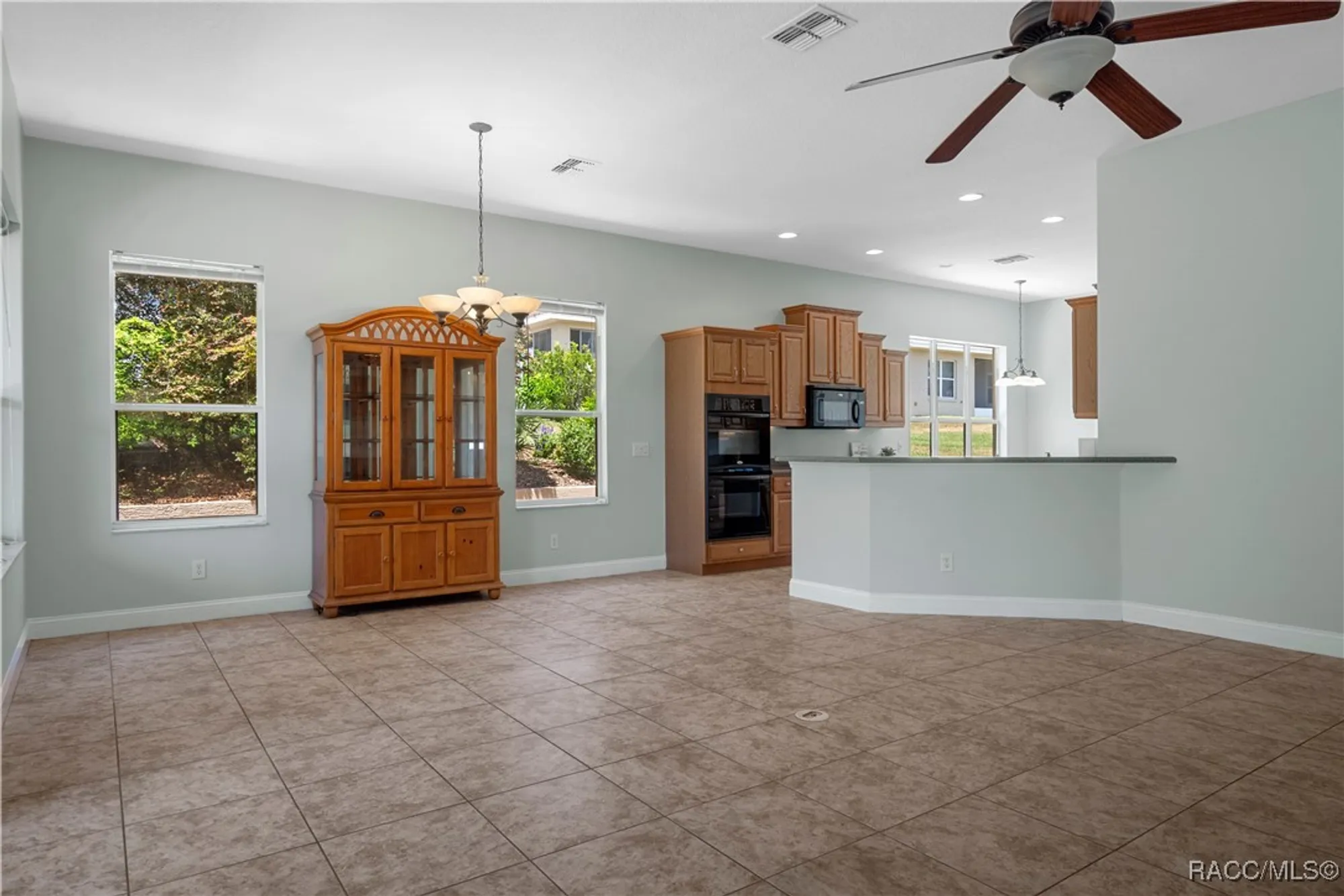 Property Slideshow image 15 of 45 | 1918 w crystal mae path, Lecanto, FL, 34461