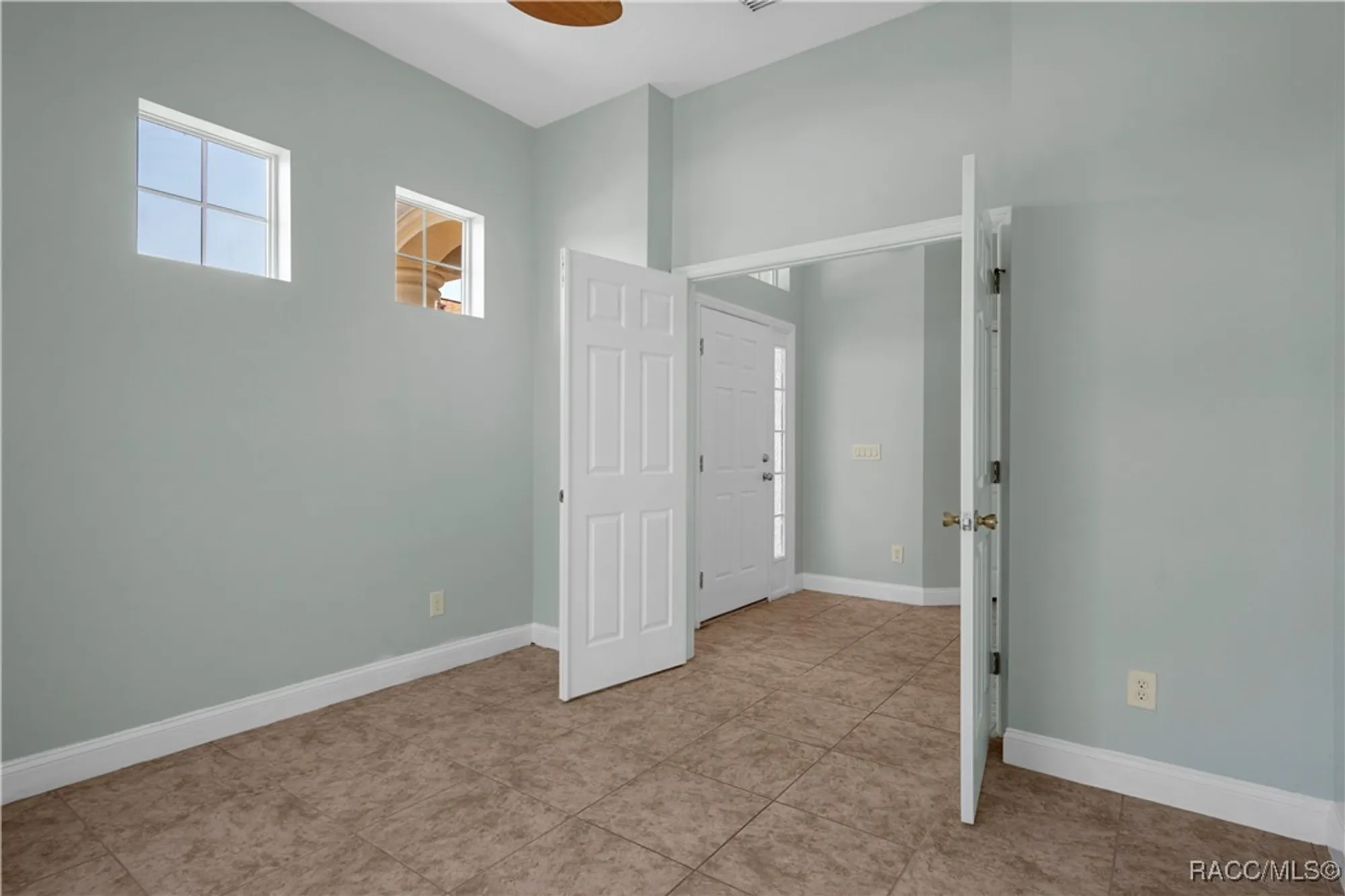 Property Slideshow image 11 of 45 | 1918 w crystal mae path, Lecanto, FL, 34461