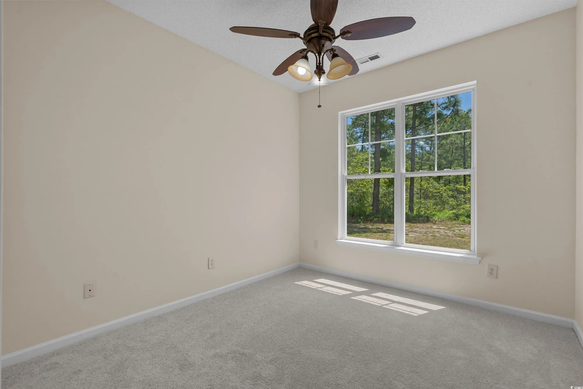 Property Slideshow image 9 of 40 | 832 pembridge ct, Myrtle Beach, SC, 29579