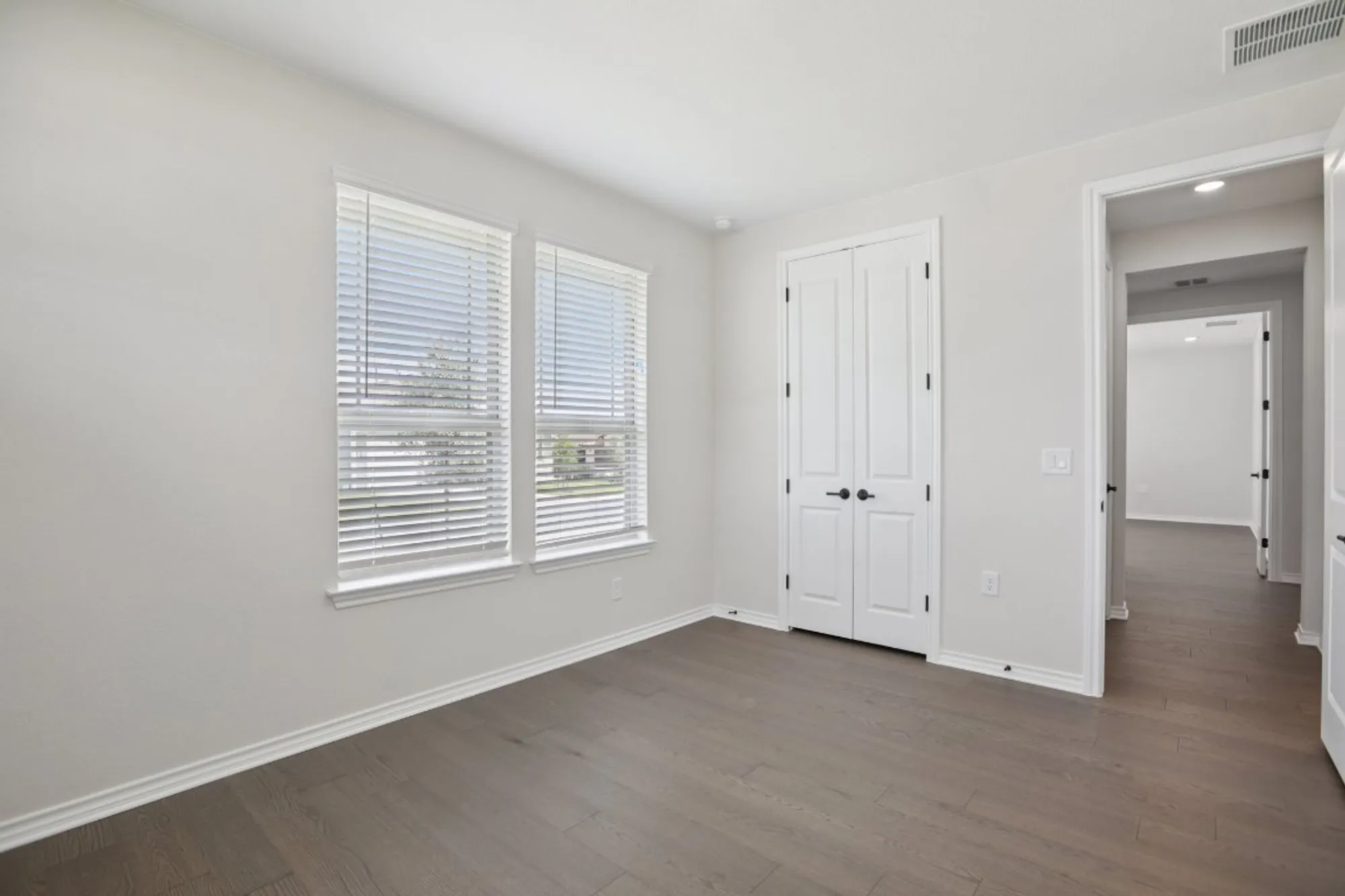 Property Slideshow image 16 of 31 | 105 antoinette way unit 101, San Marcos, TX, 78666