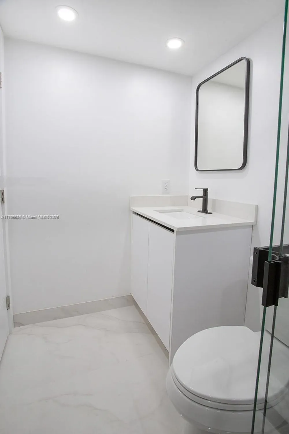 Property Slideshow image 24 of 43 | 13250 sw 7th ct l204, Pembroke Pines, FL, 33027