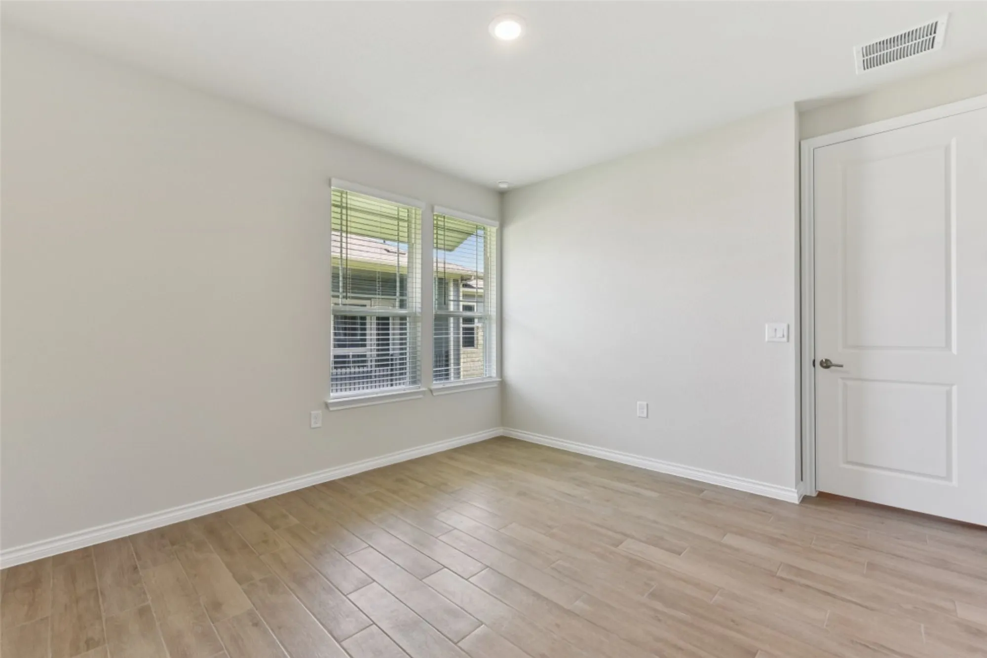 Property Slideshow image 15 of 21 | 105 antoinette way unit 103, San Marcos, TX, 78666