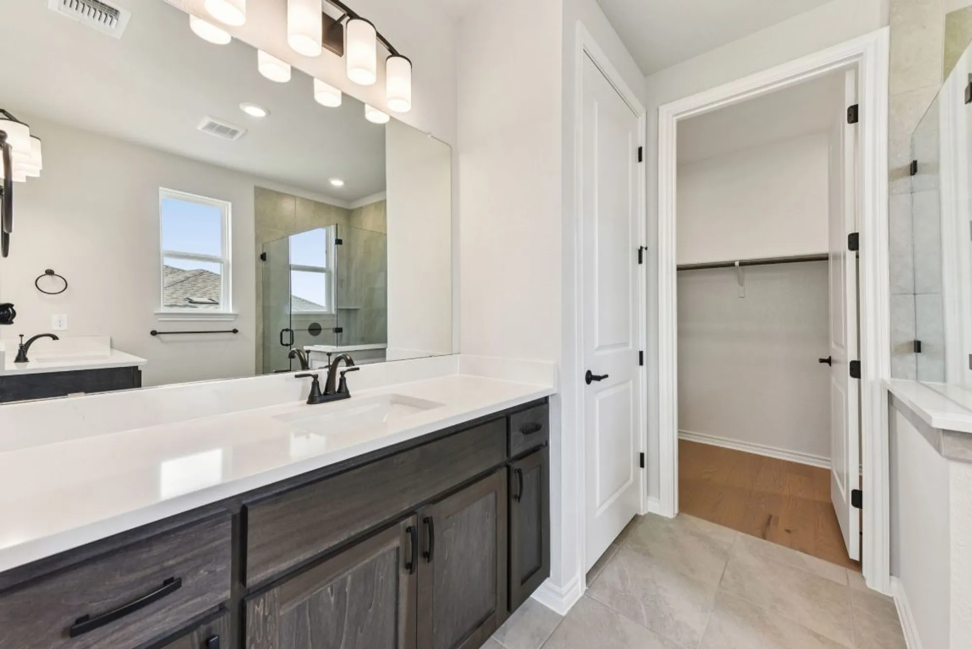 Property Slideshow image 20 of 32 | 127 antoinette way, San Marcos, TX, 78666