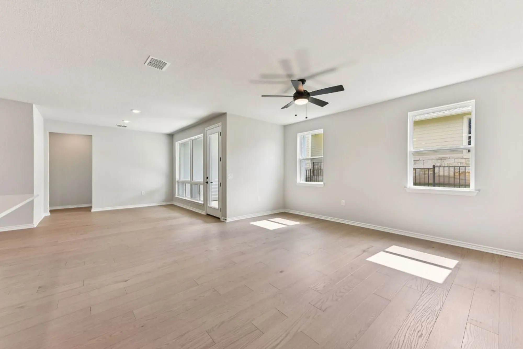 Property Slideshow image 5 of 32 | 127 antoinette way, San Marcos, TX, 78666