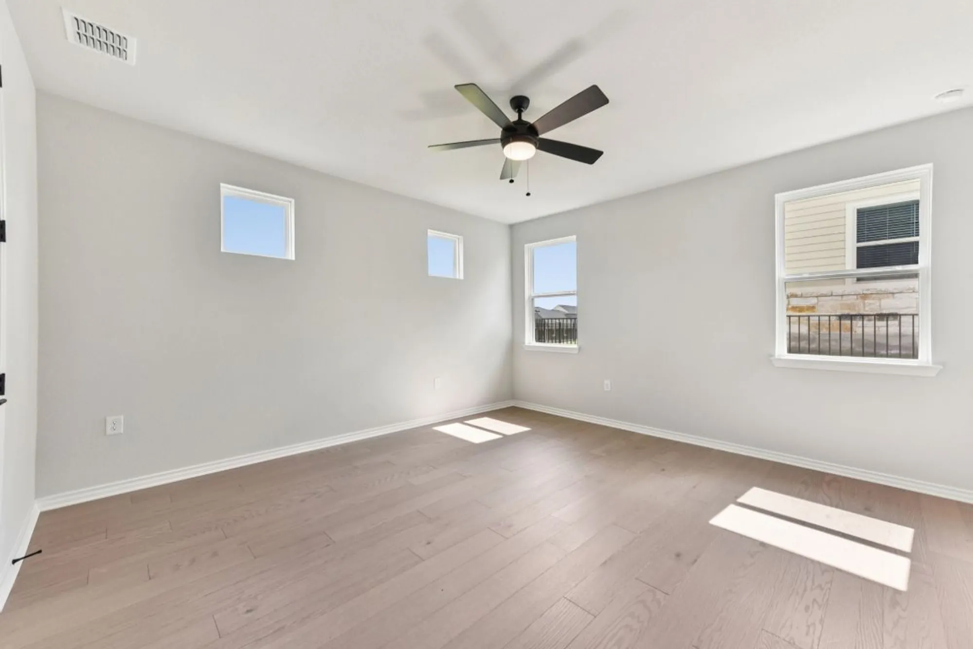 Property Slideshow image 6 of 32 | 127 antoinette way, San Marcos, TX, 78666