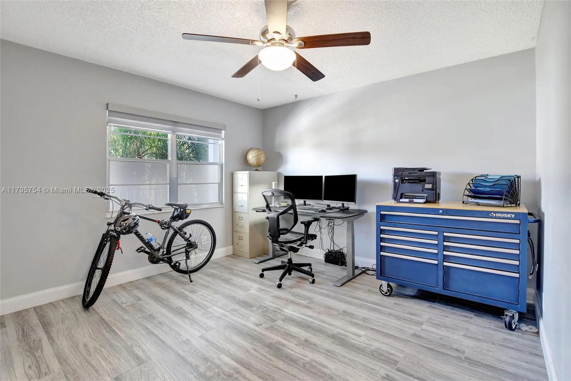 Property Slideshow image 32 of 38 | 900 sw 125th way r312, Pembroke Pines, FL, 33027