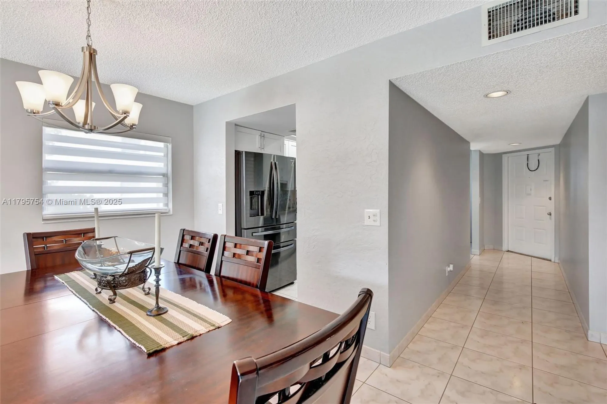 Property Slideshow image 8 of 38 | 900 sw 125th way r312, Pembroke Pines, FL, 33027