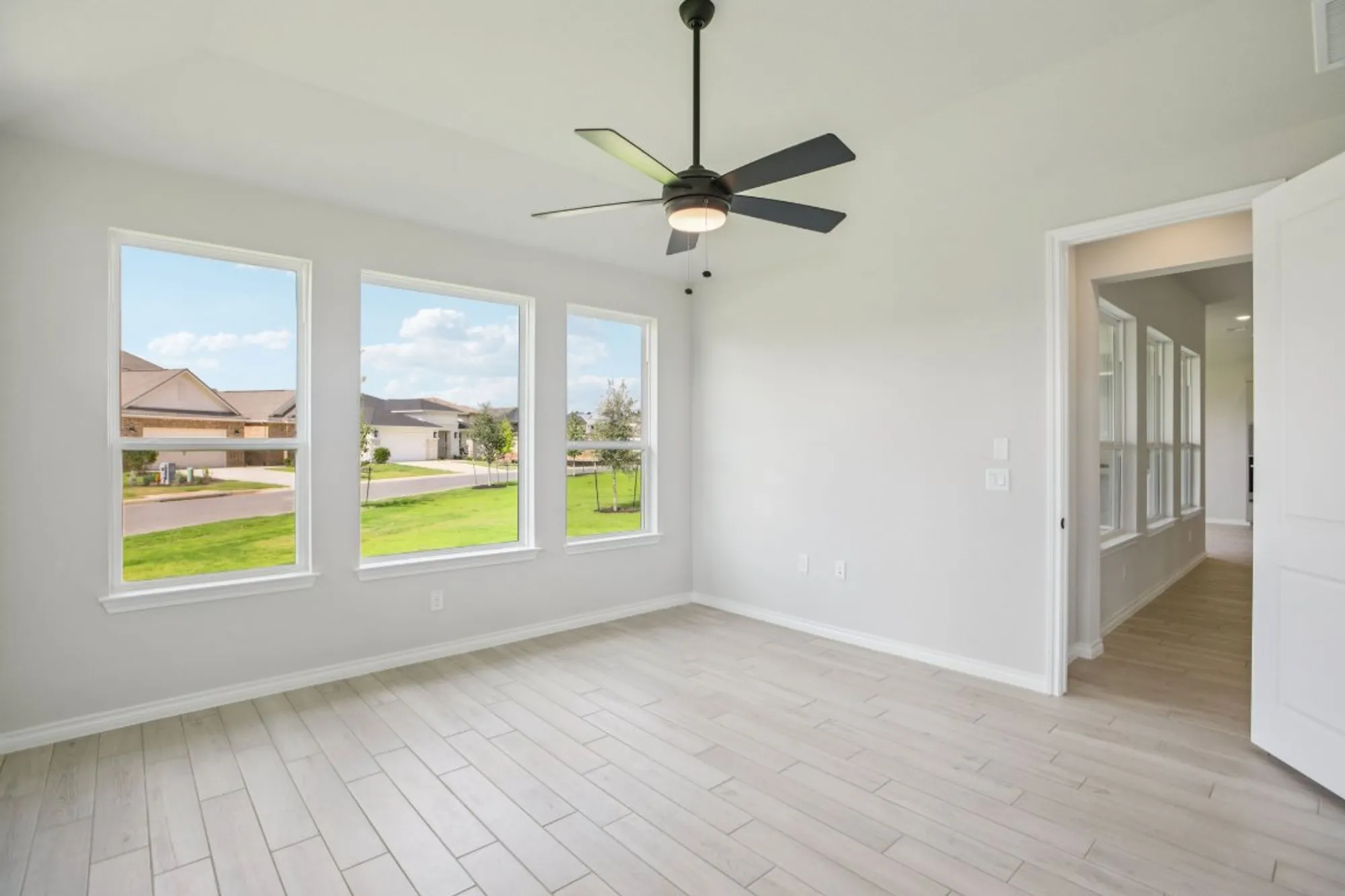 Property Slideshow image 16 of 30 | 140 antoinette way unit 102, San Marcos, TX, 78666