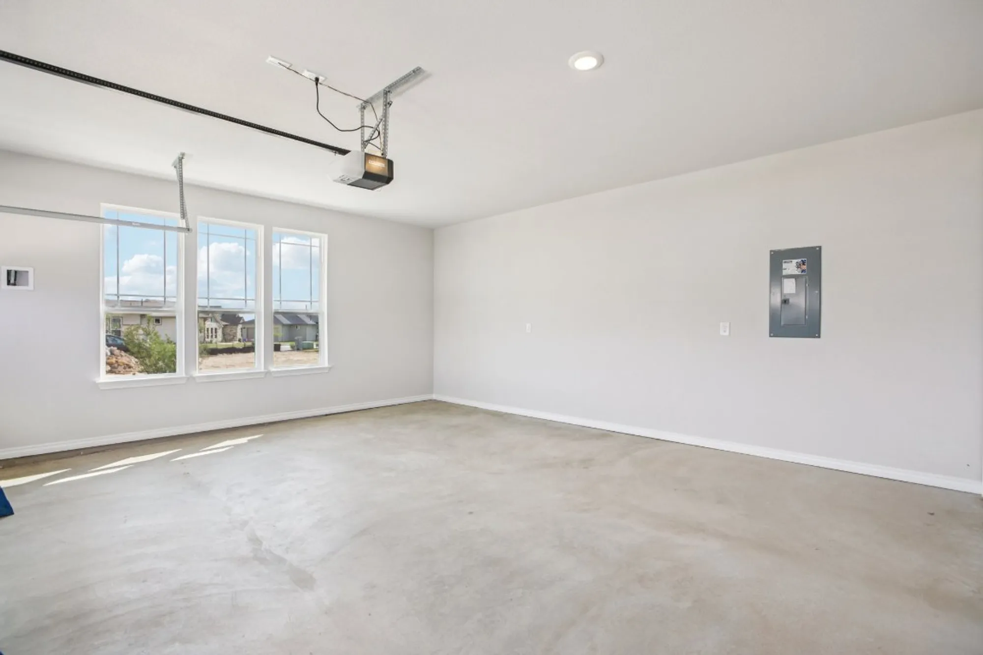 Property Slideshow image 24 of 30 | 140 antoinette way unit 102, San Marcos, TX, 78666