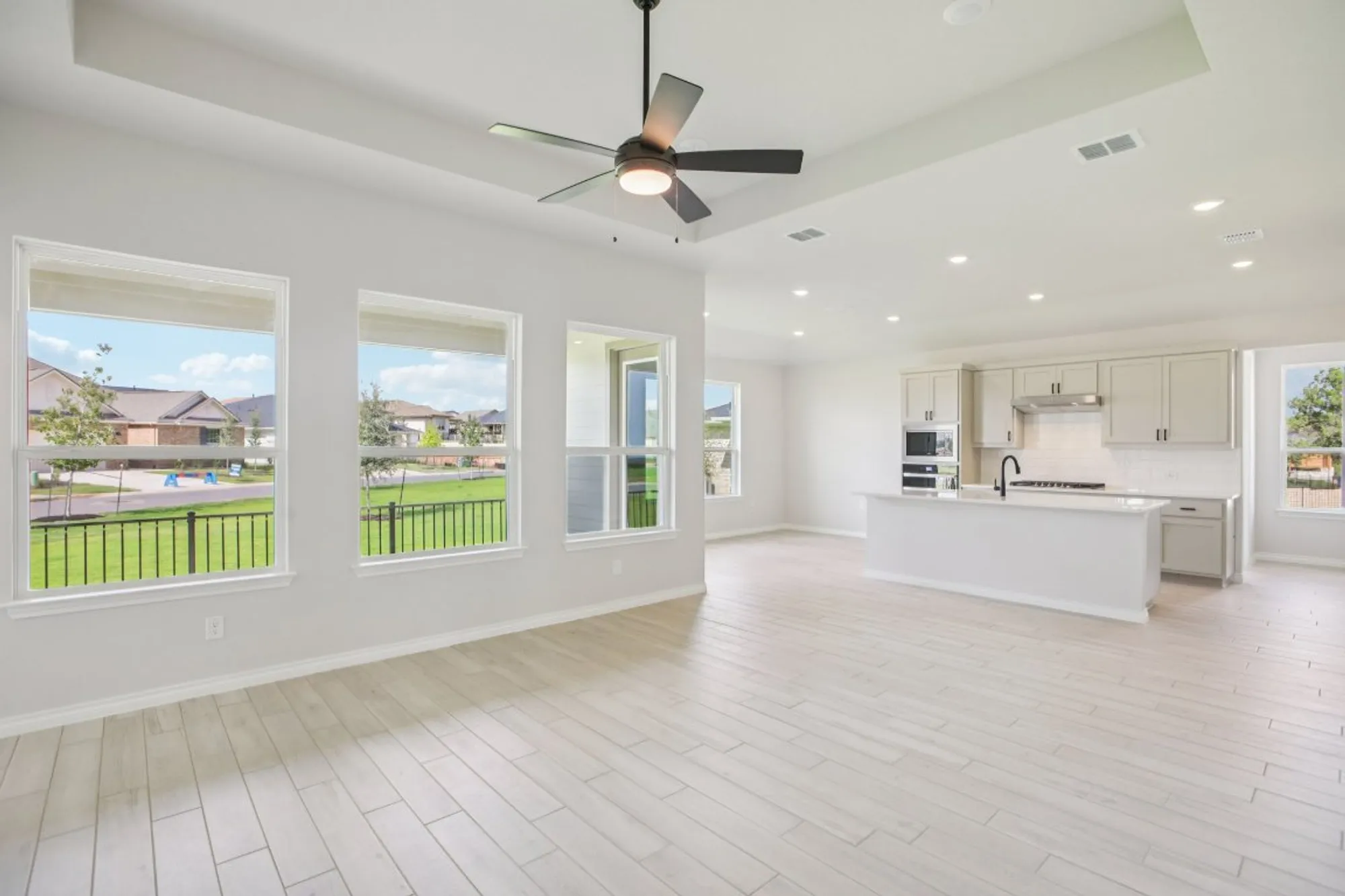 Property Slideshow image 8 of 30 | 140 antoinette way unit 102, San Marcos, TX, 78666