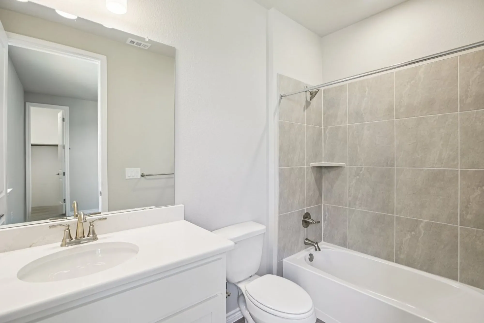 Property Slideshow image 10 of 26 | 132 antoinette way, San Marcos, TX, 78666