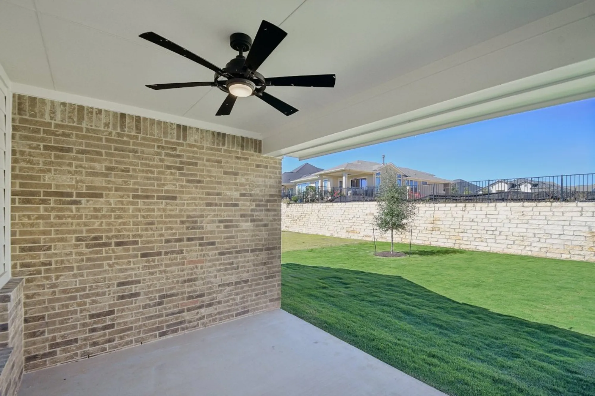 Property Slideshow image 18 of 22 | 1528 dancing oak ln, San Marcos, TX, 78666