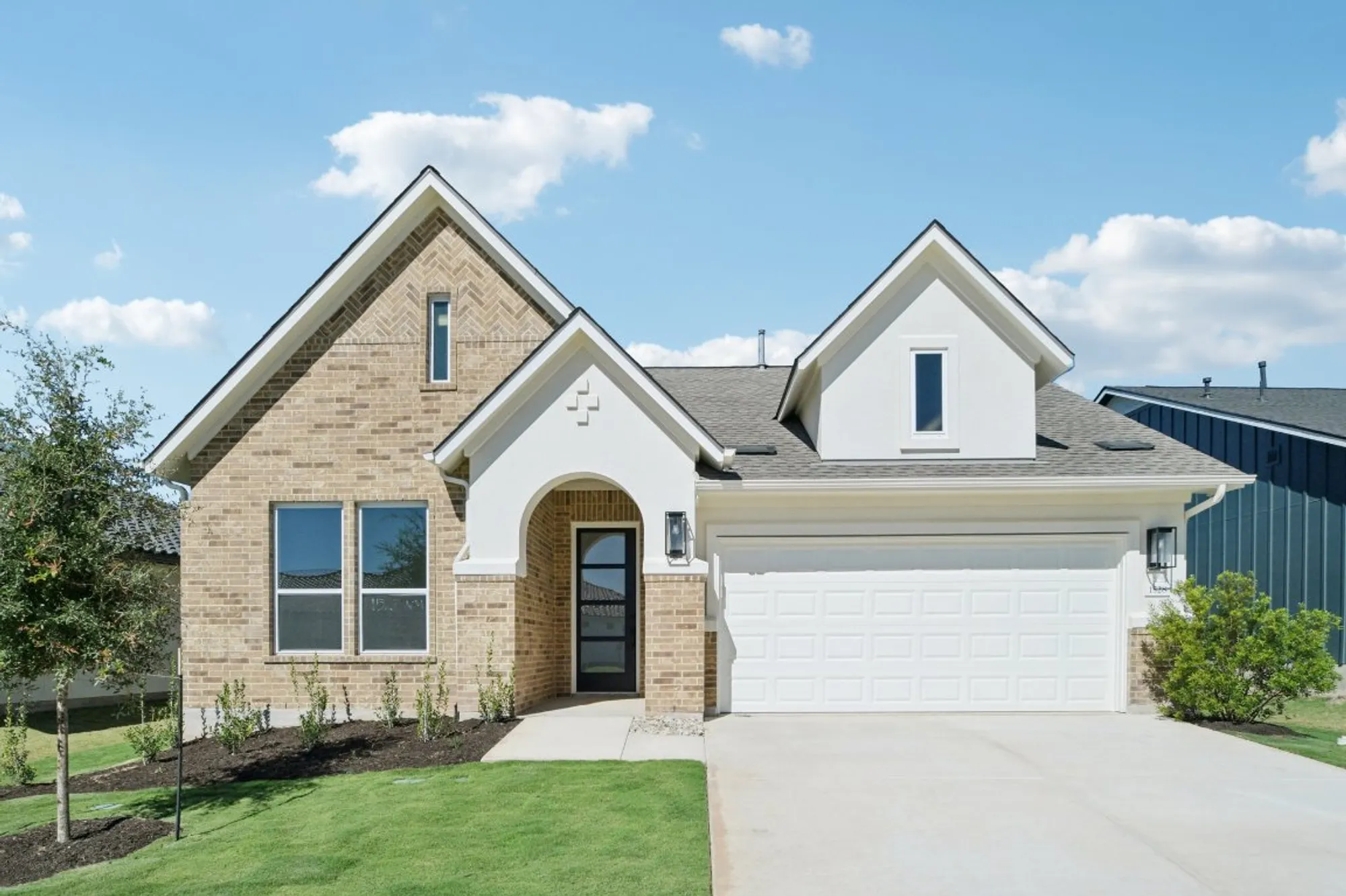 Property Slideshow image 1 of 22 | 1528 dancing oak ln, San Marcos, TX, 78666