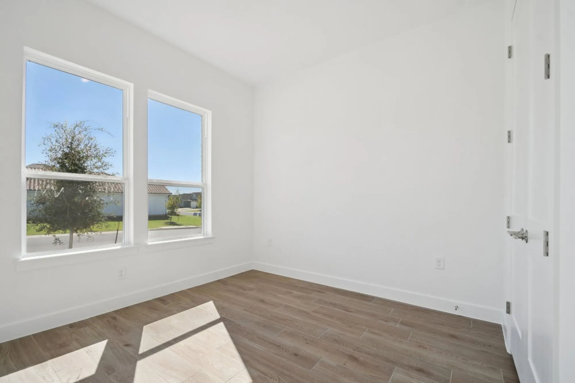 Property Slideshow image 7 of 22 | 1528 dancing oak ln, San Marcos, TX, 78666