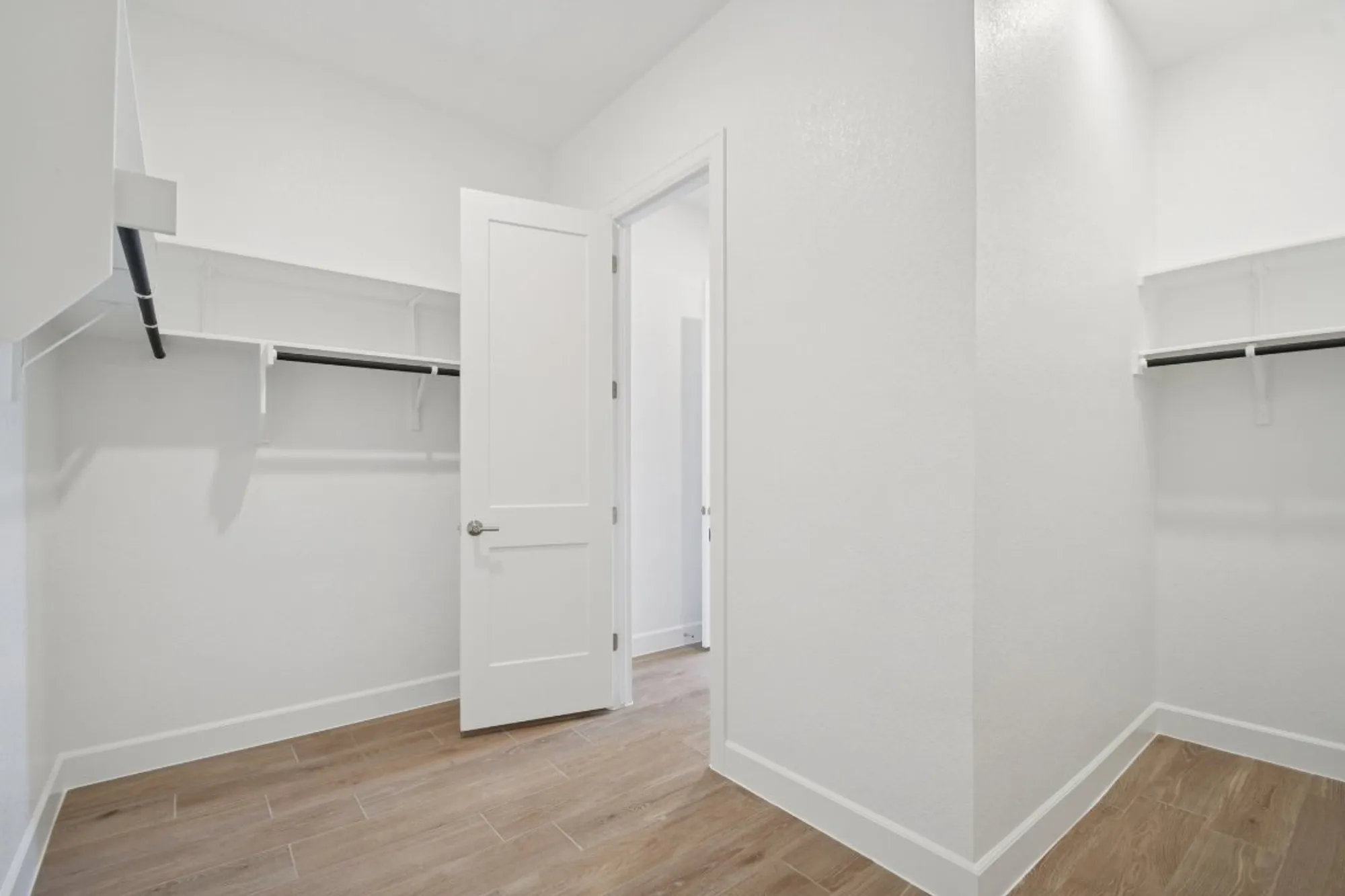 Property Slideshow image 9 of 22 | 1528 dancing oak ln, San Marcos, TX, 78666