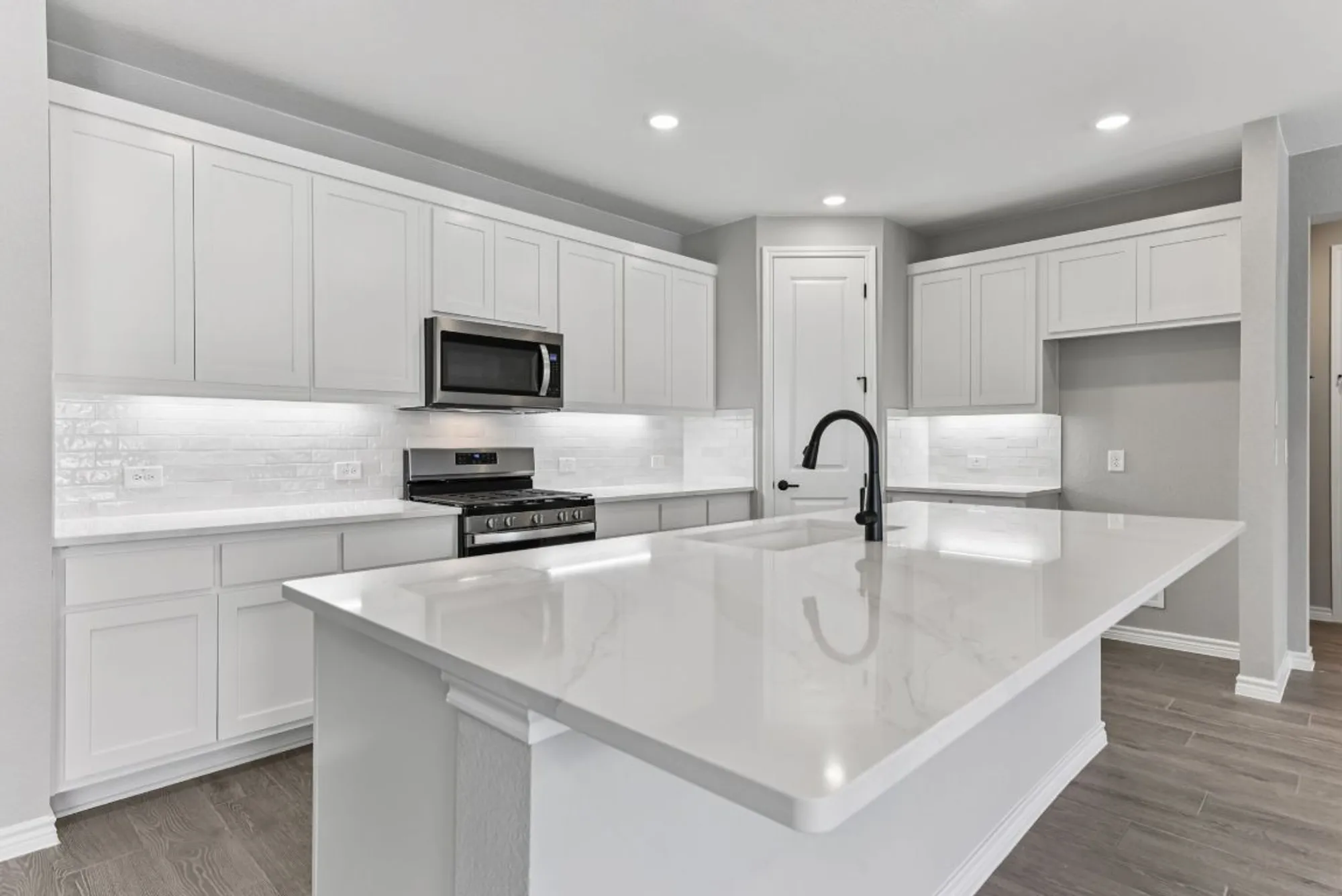 Property Slideshow image 10 of 31 | 133 antoinette way unit 102, San Marcos, TX, 78666