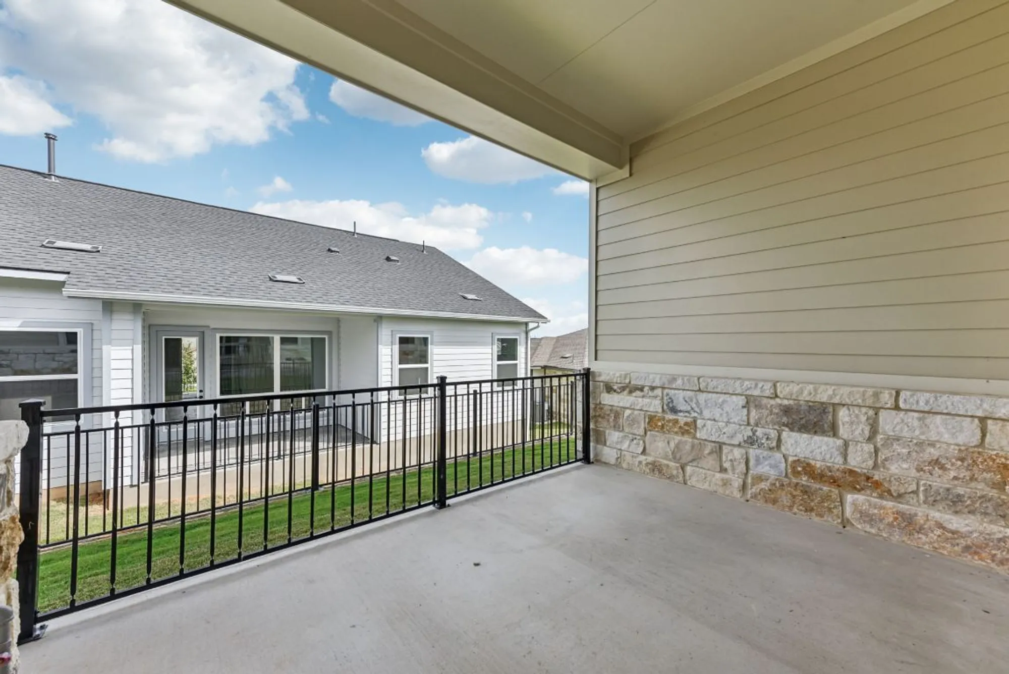 Property Slideshow image 23 of 31 | 133 antoinette way unit 102, San Marcos, TX, 78666