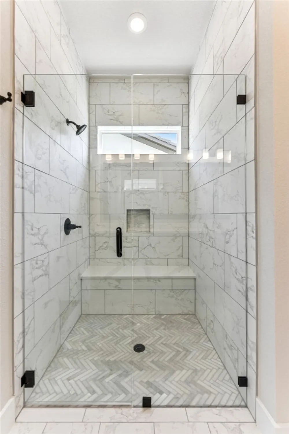 Property Slideshow image 19 of 27 | 1628 dancing oak ln, San Marcos, TX, 78666