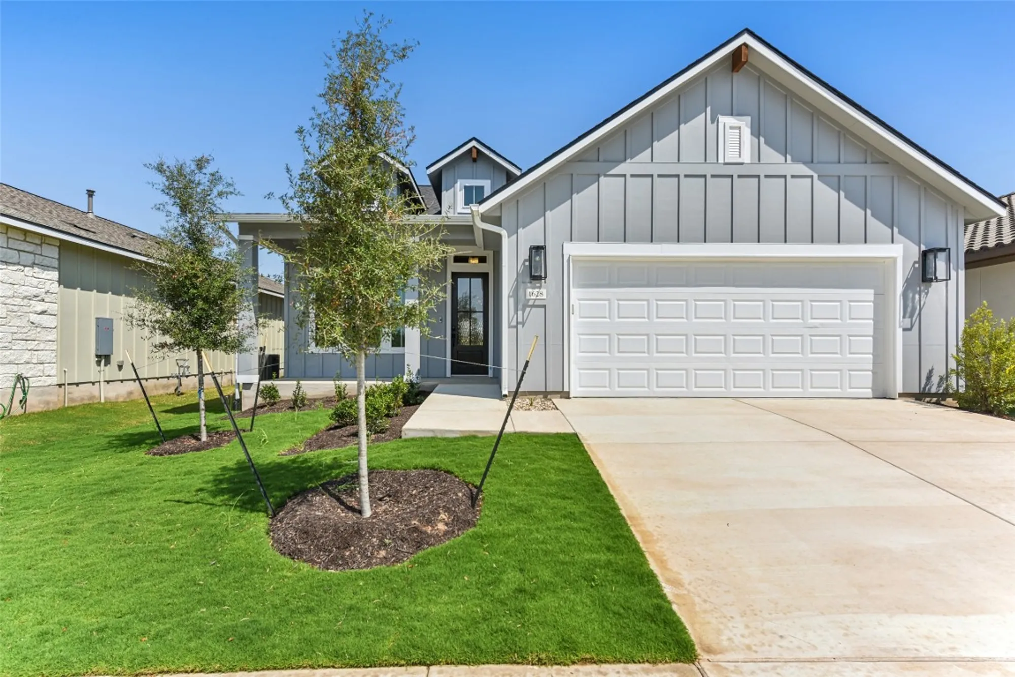 Property Slideshow image 1 of 27 | 1628 dancing oak ln, San Marcos, TX, 78666