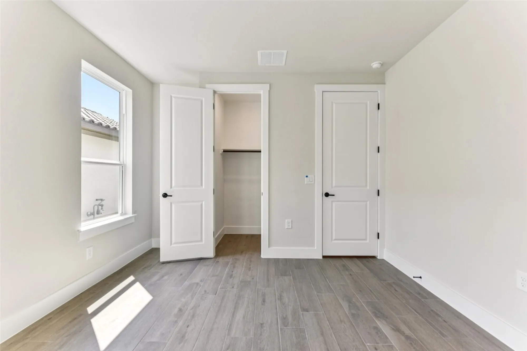 Property Slideshow image 10 of 27 | 1628 dancing oak ln, San Marcos, TX, 78666