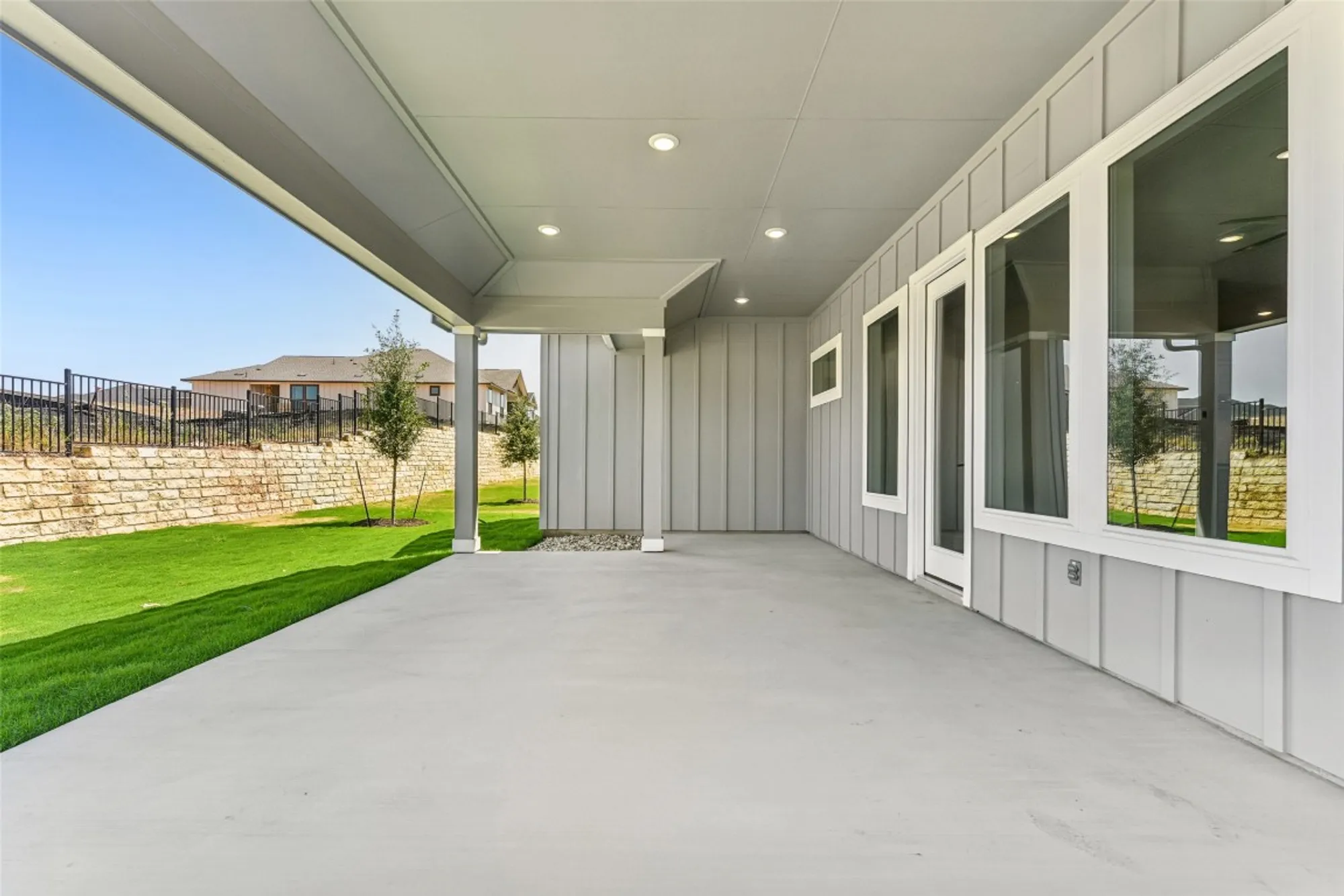 Property Slideshow image 22 of 27 | 1628 dancing oak ln, San Marcos, TX, 78666