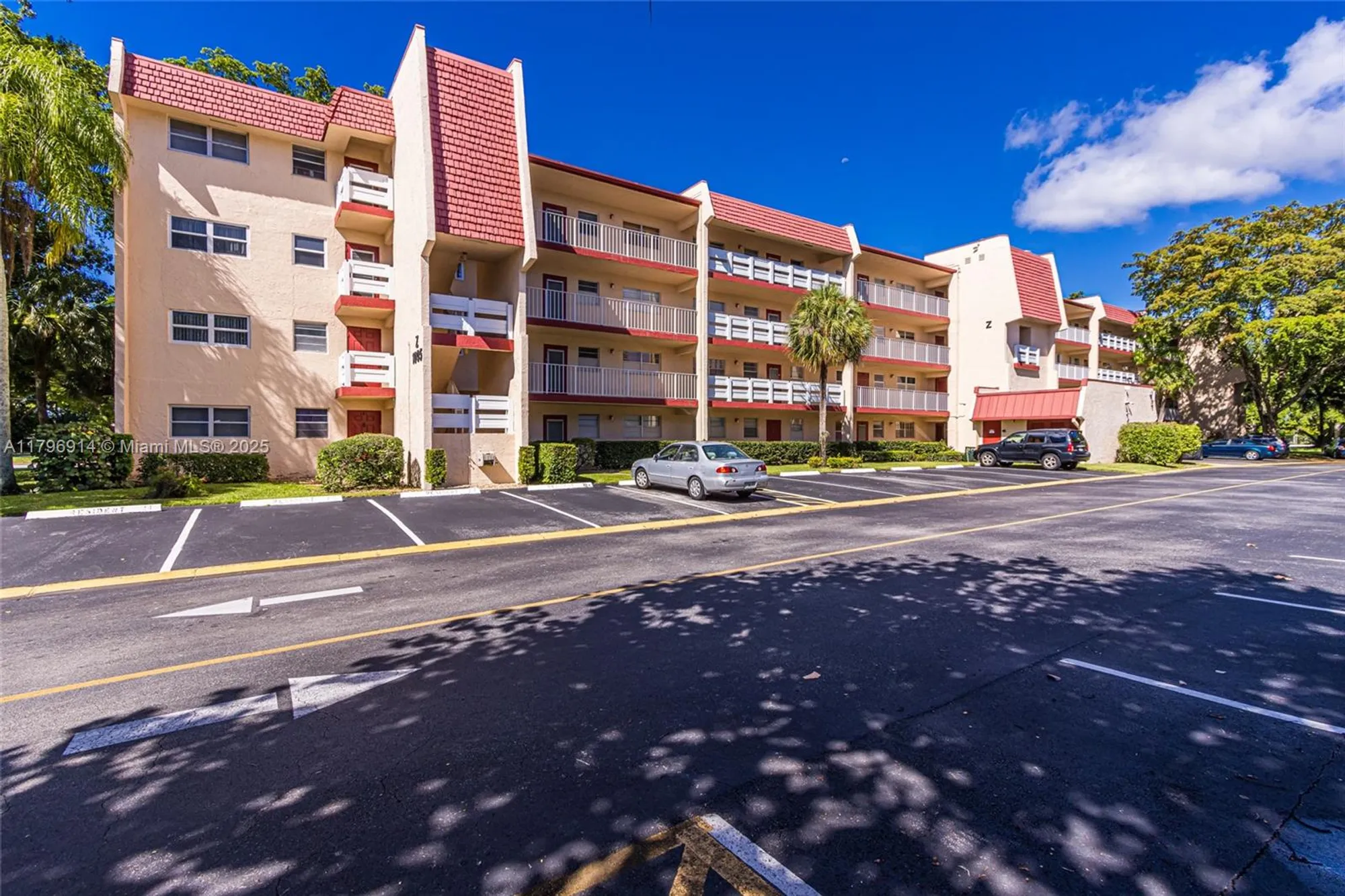 Property Slideshow image 26 of 28 | 1005 country club dr 307, Margate, FL, 33063