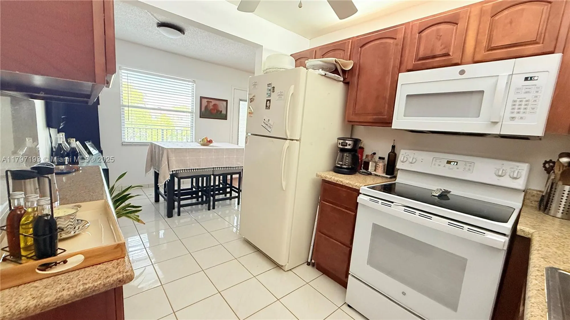 Property Slideshow image 3 of 39 | 13450 sw 3rd st d308, Pembroke Pines, FL, 33027