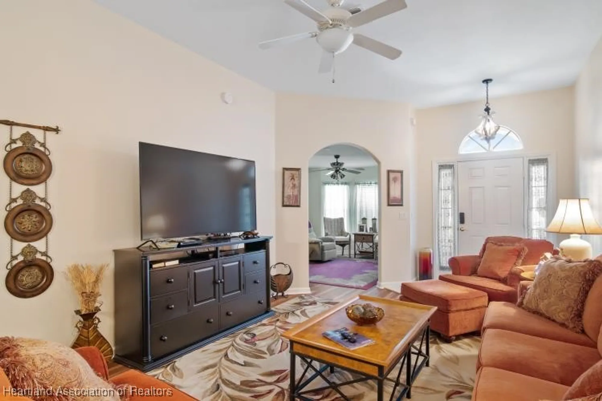 Property Slideshow image 10 of 36 | 2033 ashley oaks cir, Sebring, FL, 33870