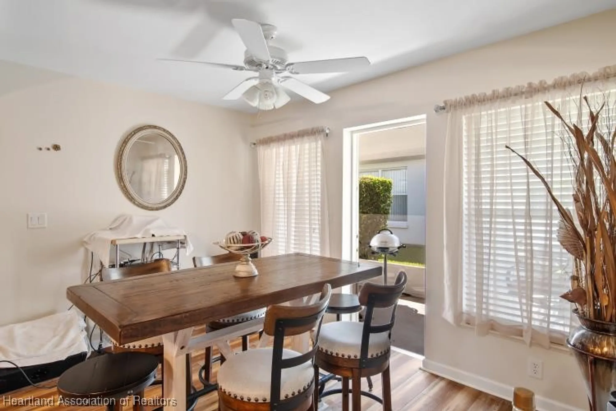 Property Slideshow image 12 of 36 | 2033 ashley oaks cir, Sebring, FL, 33870