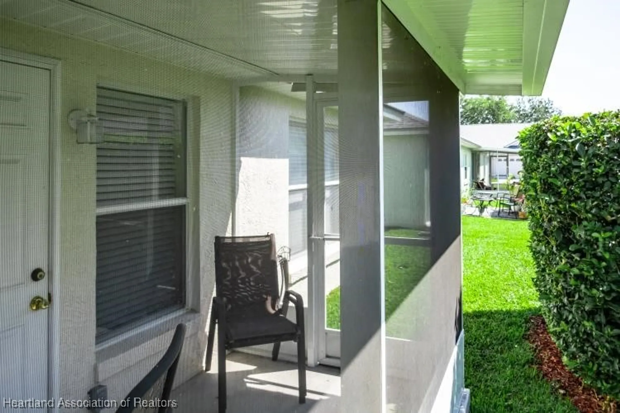 Property Slideshow image 27 of 36 | 2033 ashley oaks cir, Sebring, FL, 33870