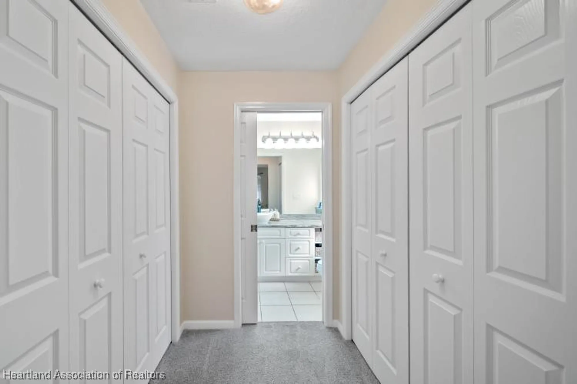 Property Slideshow image 21 of 36 | 2033 ashley oaks cir, Sebring, FL, 33870