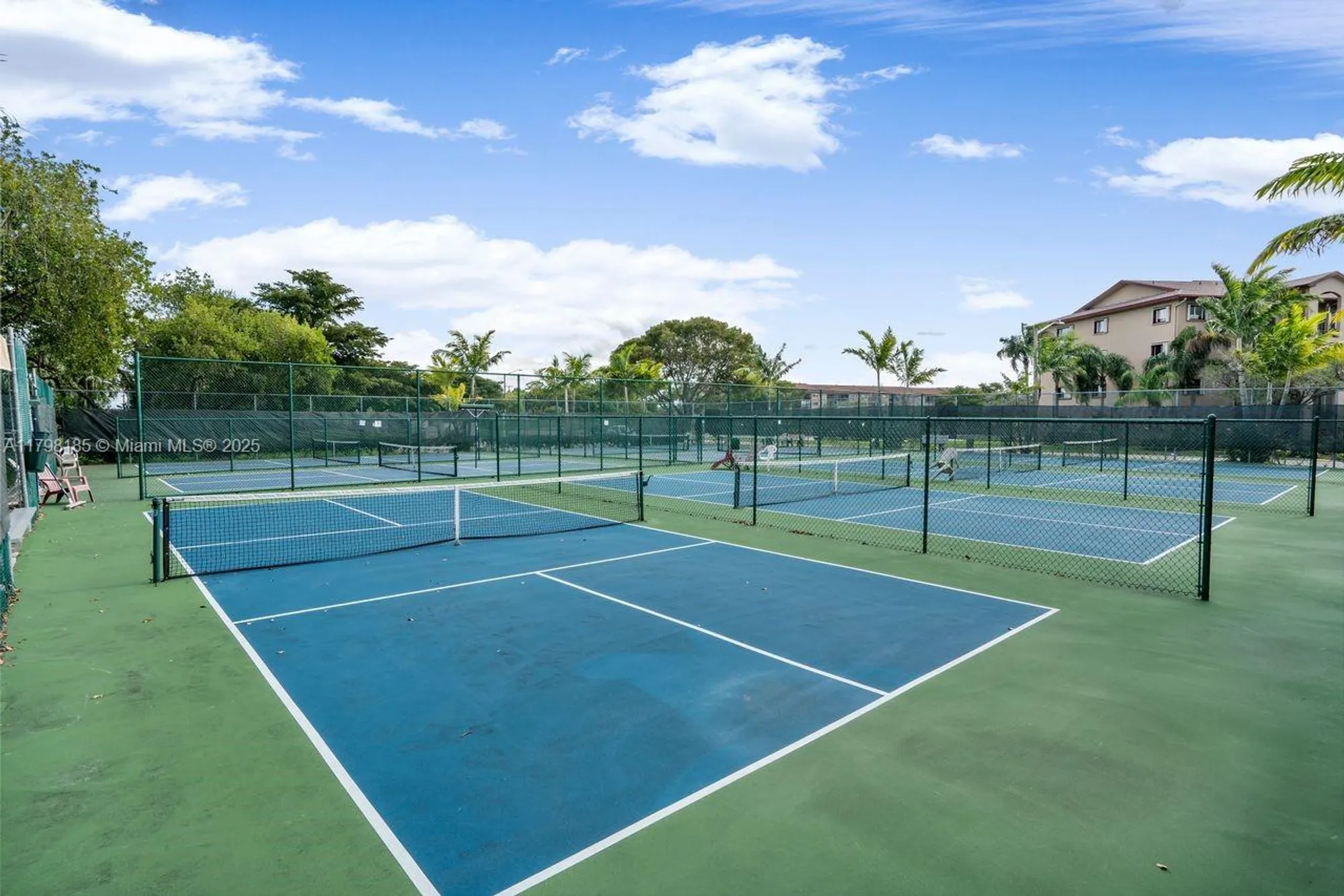 Property Slideshow image 14 of 24 | 1401 sw 128th ter apt 305h, Pembroke Pines, FL, 33027