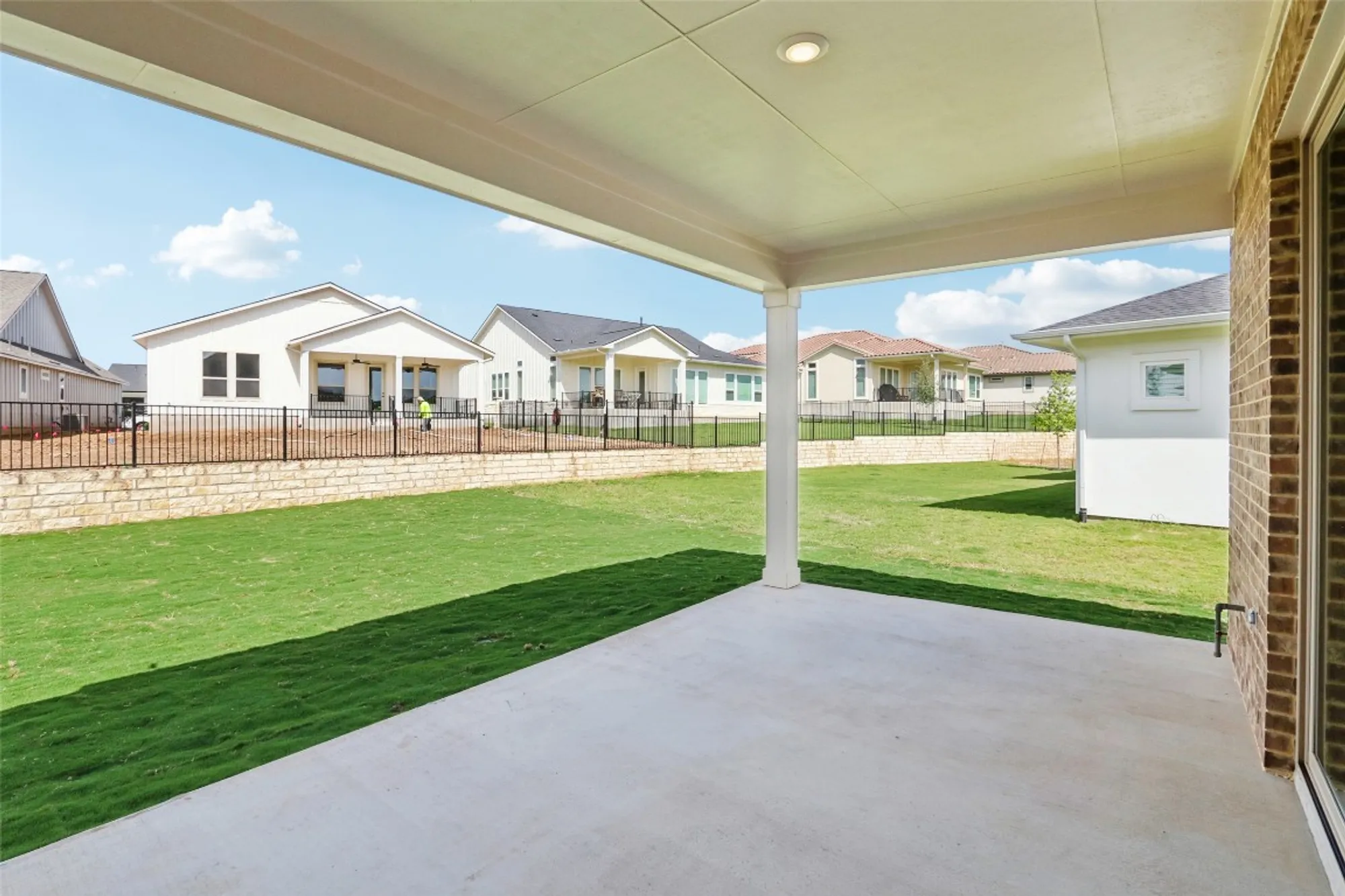 Property Slideshow image 19 of 25 | 207 sprinting peak dr, San Marcos, TX, 78666