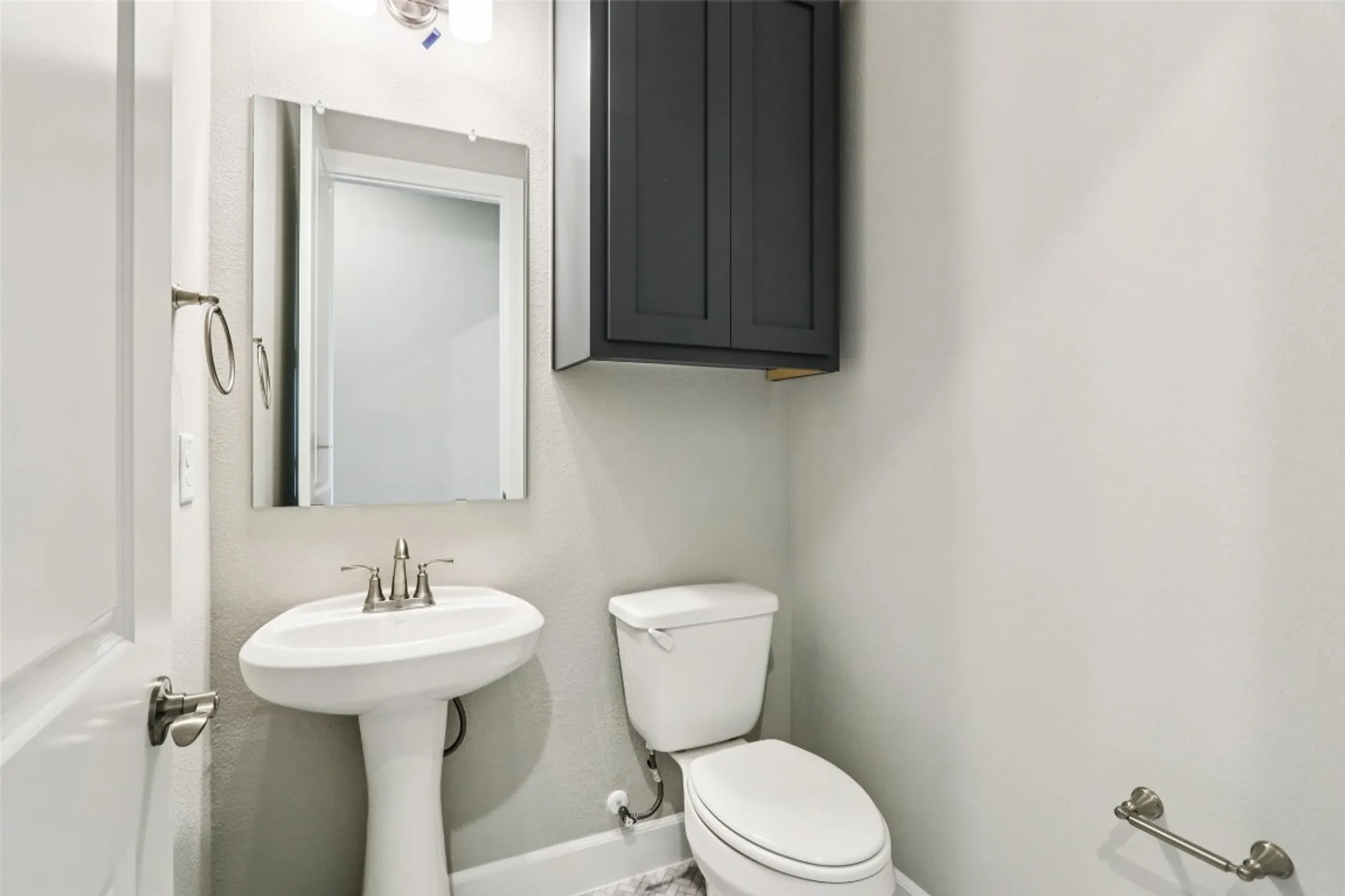 Property Slideshow image 13 of 25 | 207 sprinting peak dr, San Marcos, TX, 78666