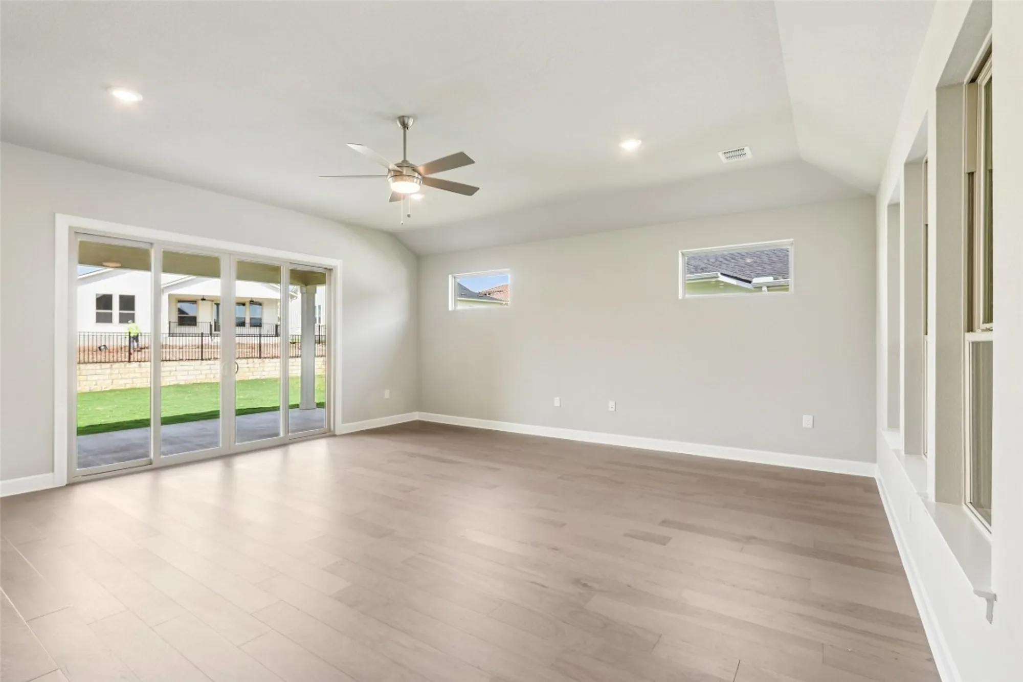 Property Slideshow image 4 of 25 | 207 sprinting peak dr, San Marcos, TX, 78666