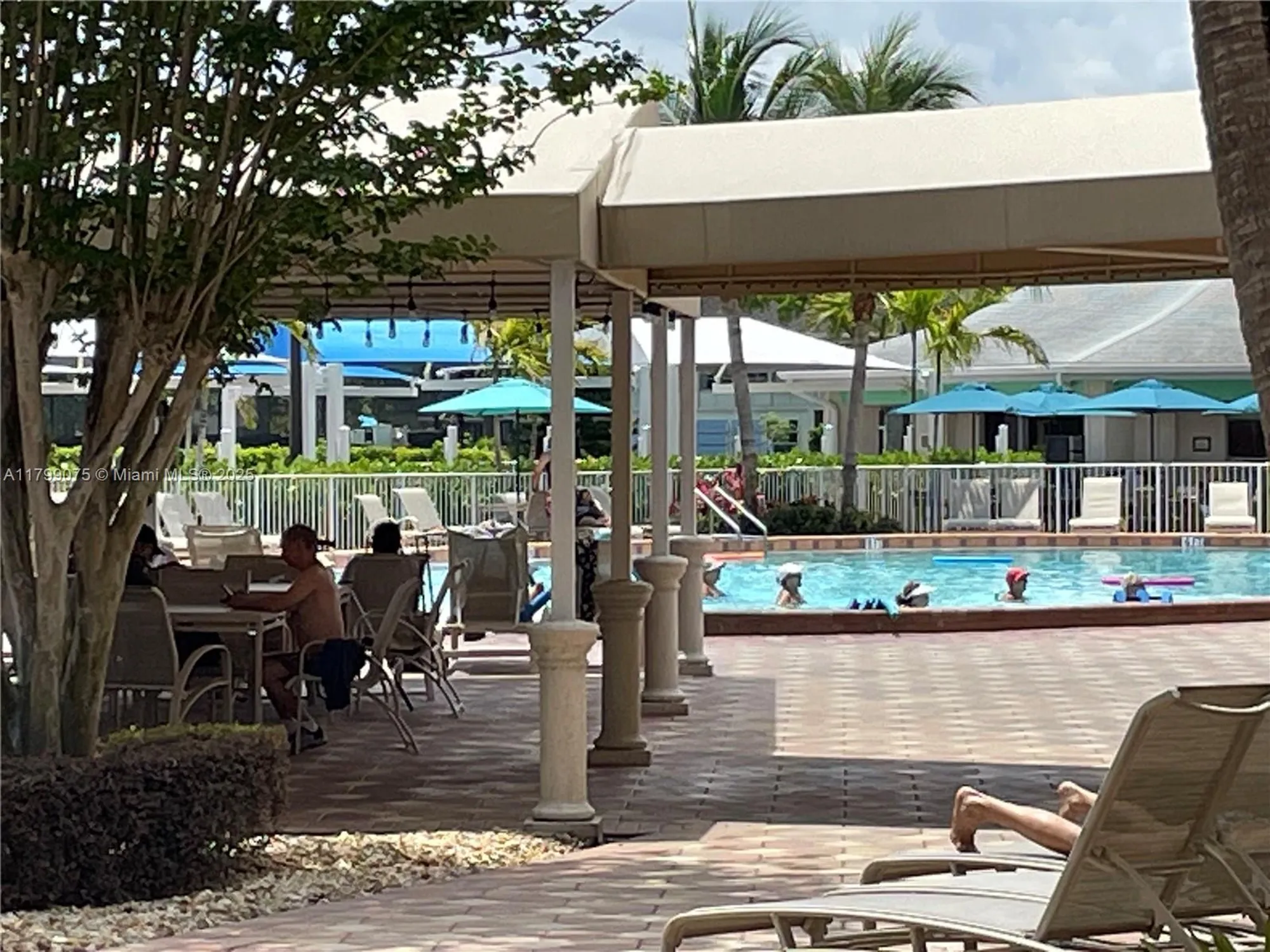 Property Slideshow image 27 of 42 | 3087 newport s # 3087, Deerfield Beach, FL, 33442