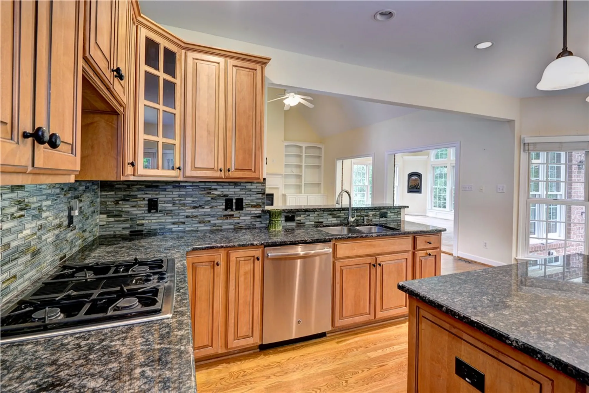 Property Slideshow image 17 of 41 | 2709 wingfield close, Williamsburg, VA, 23185