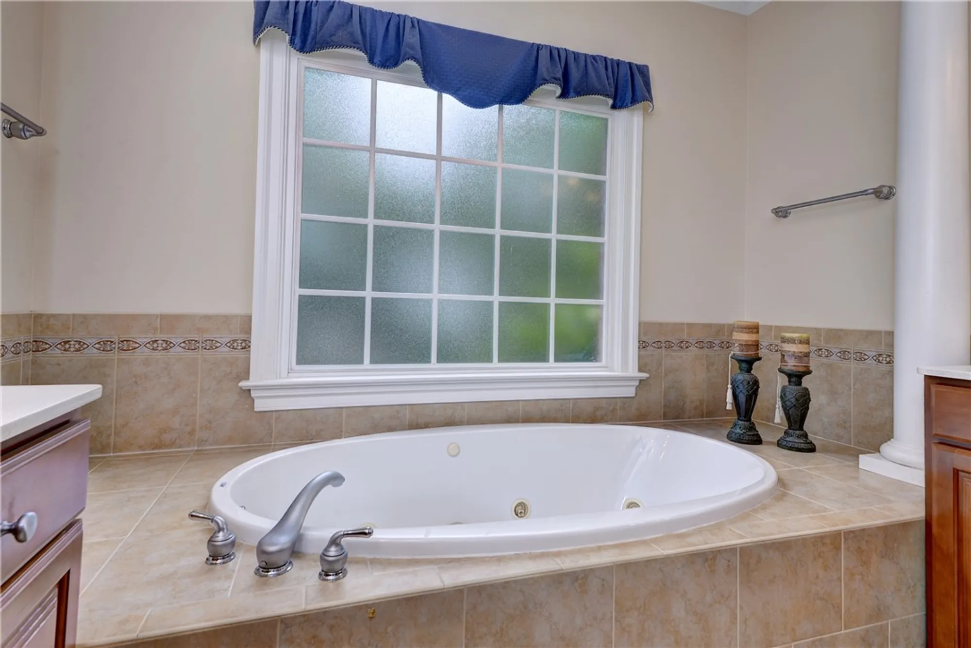 Property Slideshow image 24 of 41 | 2709 wingfield close, Williamsburg, VA, 23185