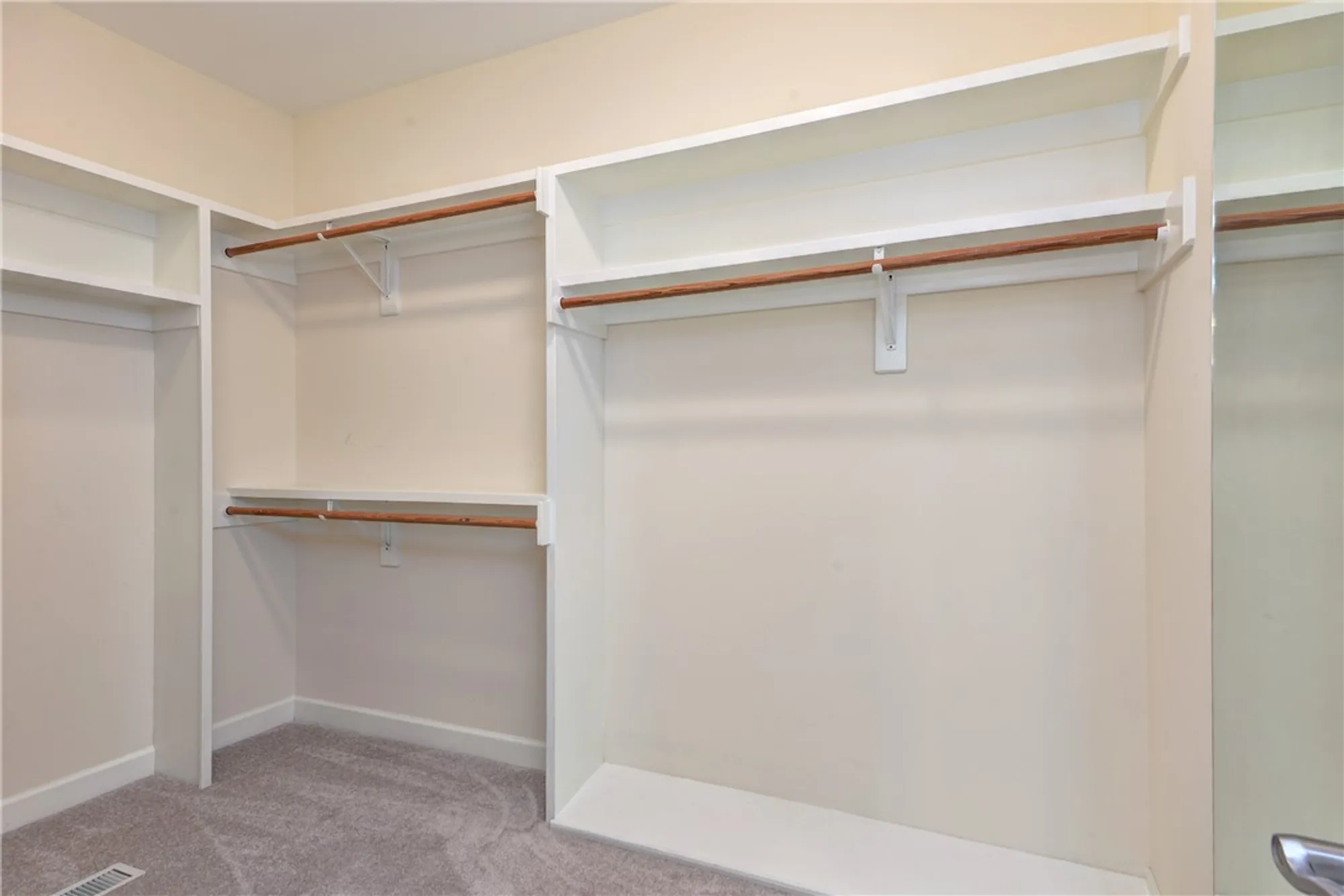 Property Slideshow image 26 of 41 | 2709 wingfield close, Williamsburg, VA, 23185