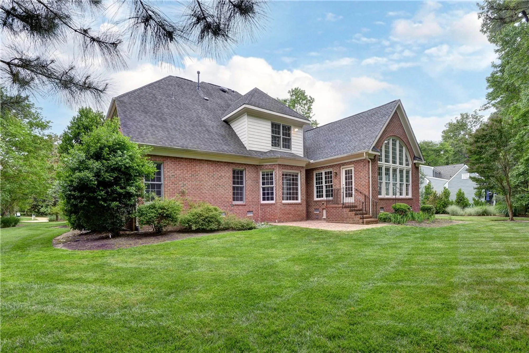 Property Slideshow image 37 of 41 | 2709 wingfield close, Williamsburg, VA, 23185